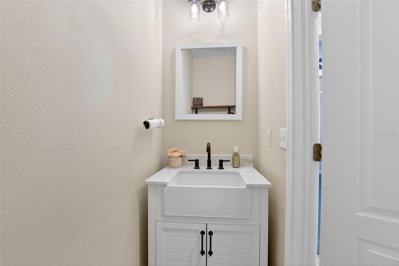 Image 34 of 53 For 2819 Holly Bluff Court