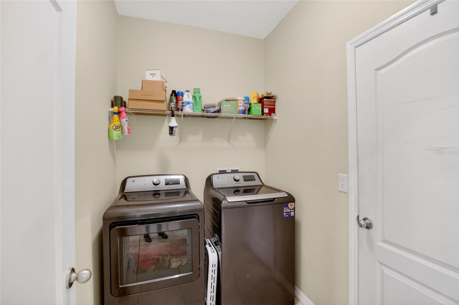 Image 38 of 53 For 2819 Holly Bluff Court