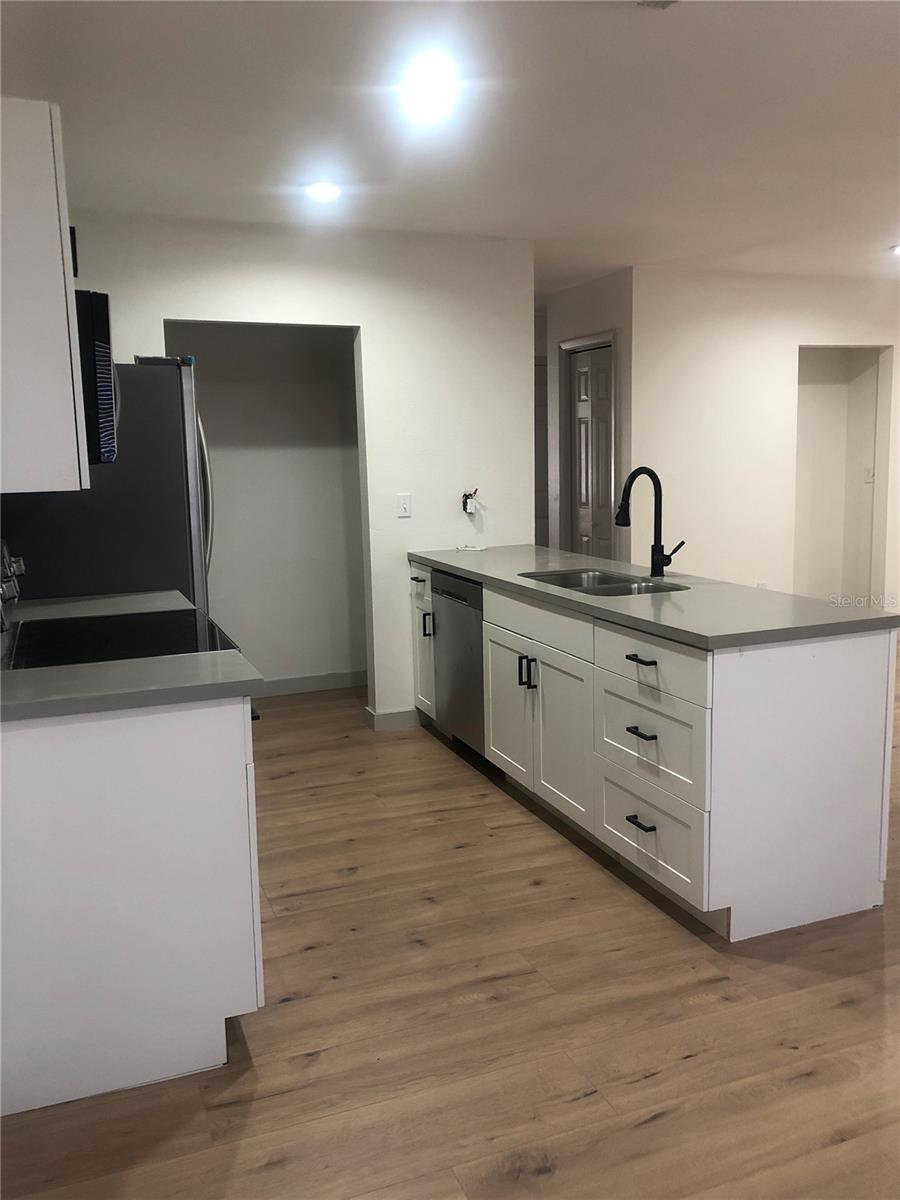 Image 6 of 6 For 5946 Pennsylvania