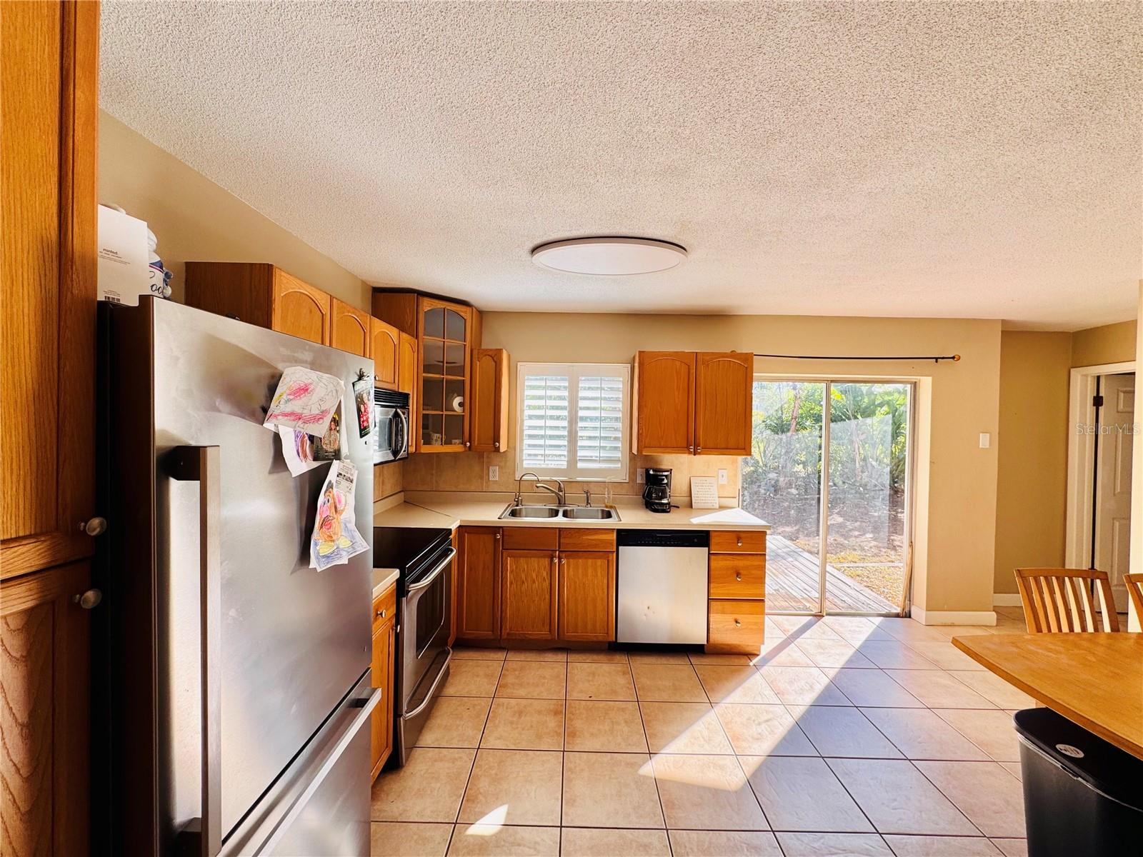 Image 11 of 19 For 12 Lake Shore Drive