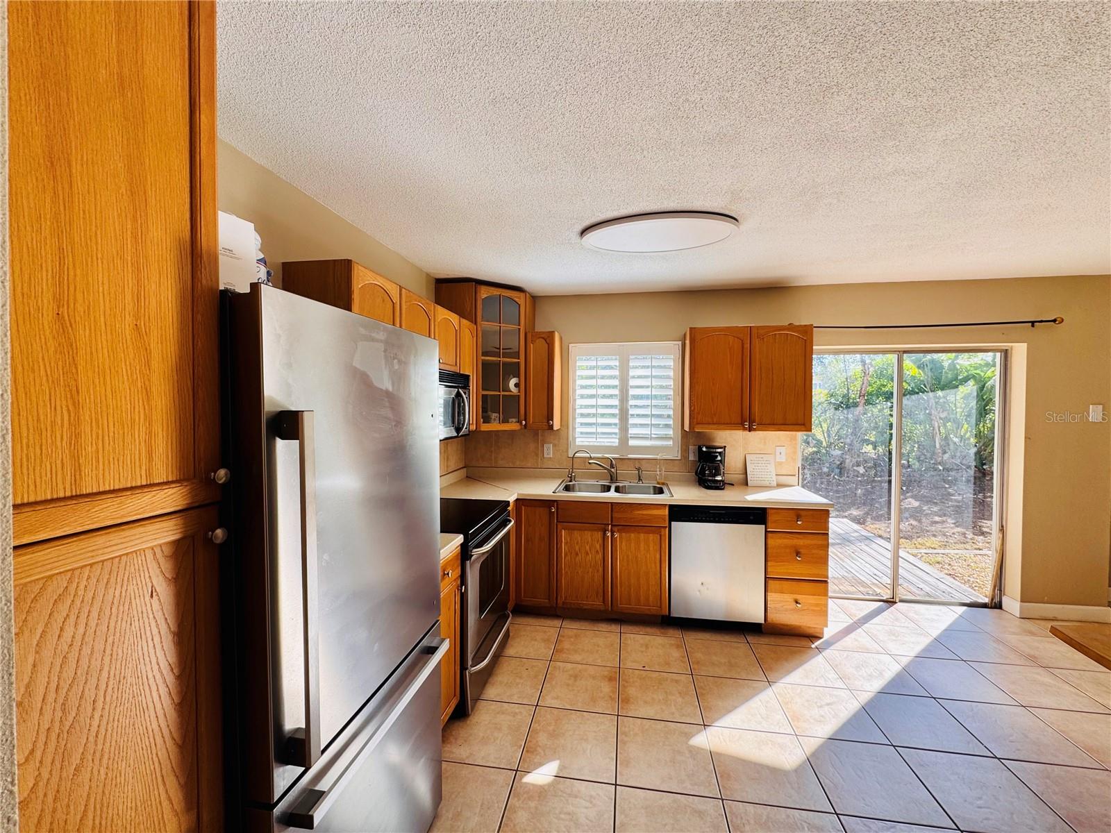 Image 9 of 19 For 12 Lake Shore Drive