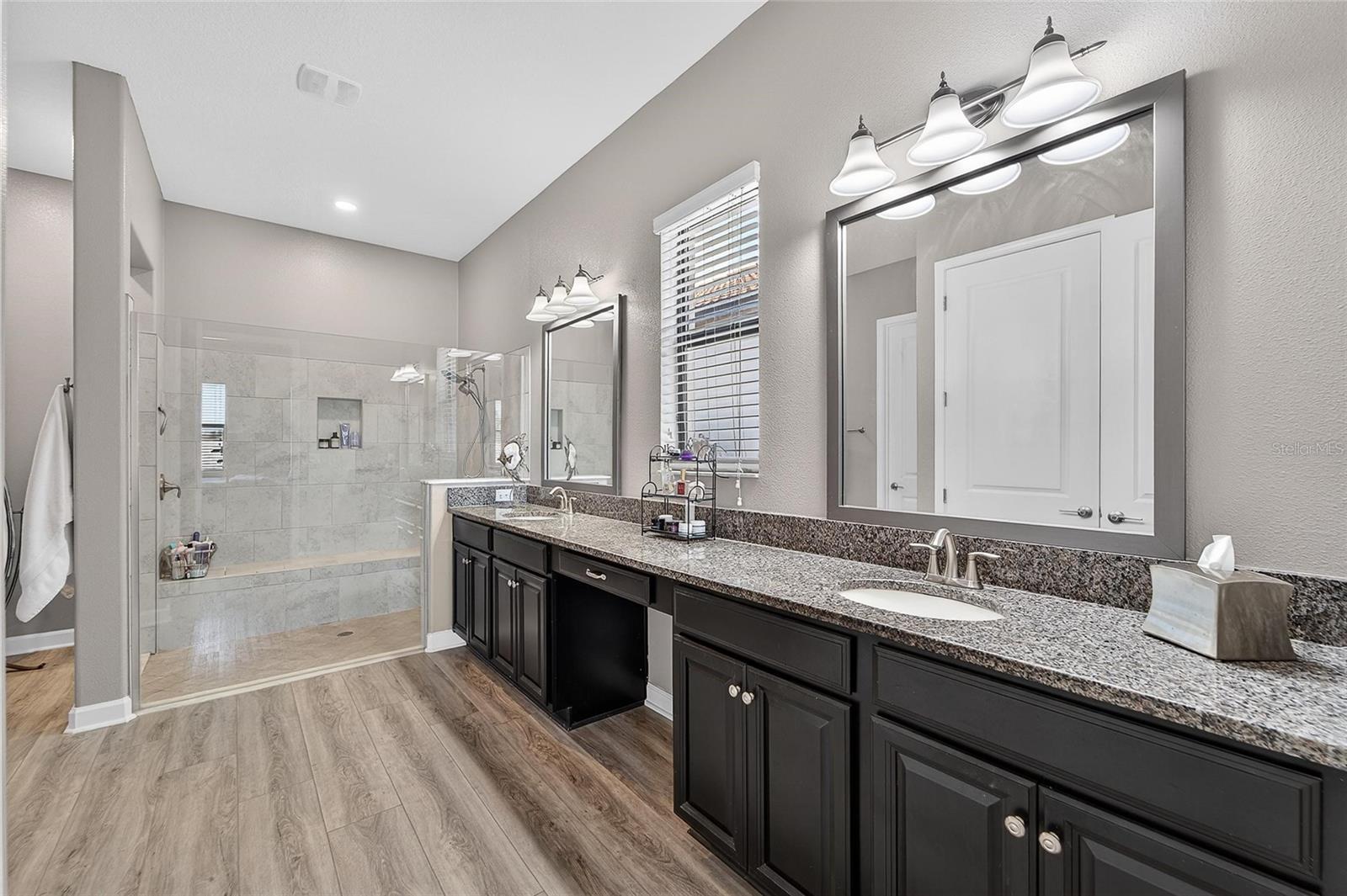 Image 31 of 98 For 16810 Scuba Crest Street