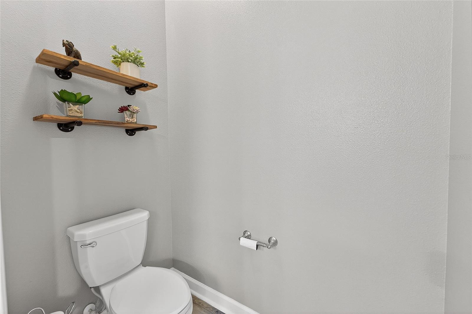 Image 35 of 98 For 16810 Scuba Crest Street