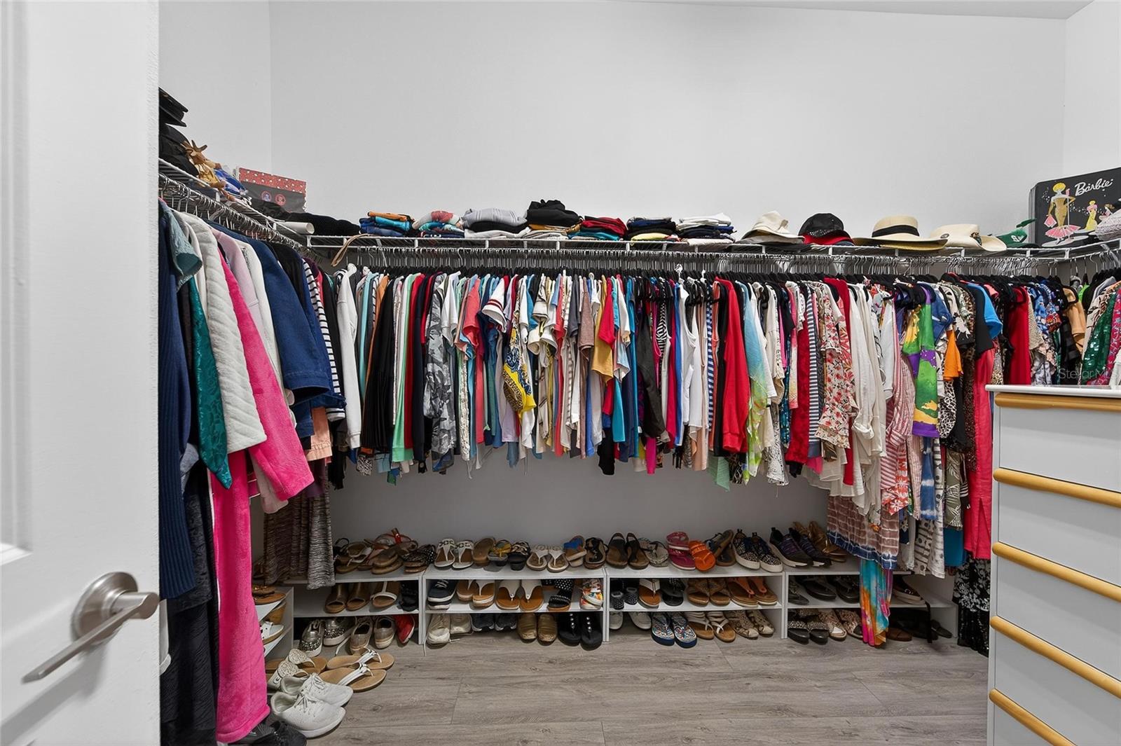 Image 37 of 98 For 16810 Scuba Crest Street