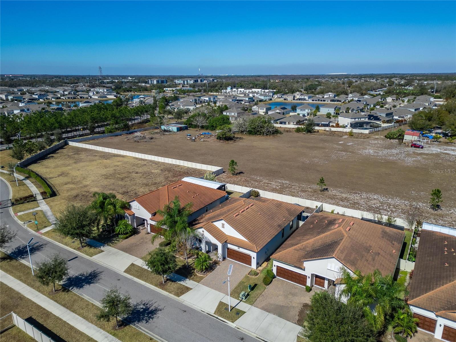 Image 85 of 98 For 16810 Scuba Crest Street