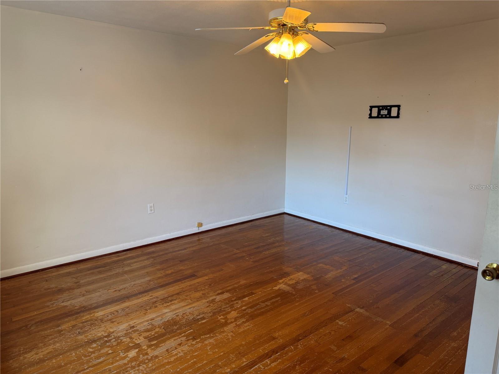 Image 15 of 31 For 5335 6th Street