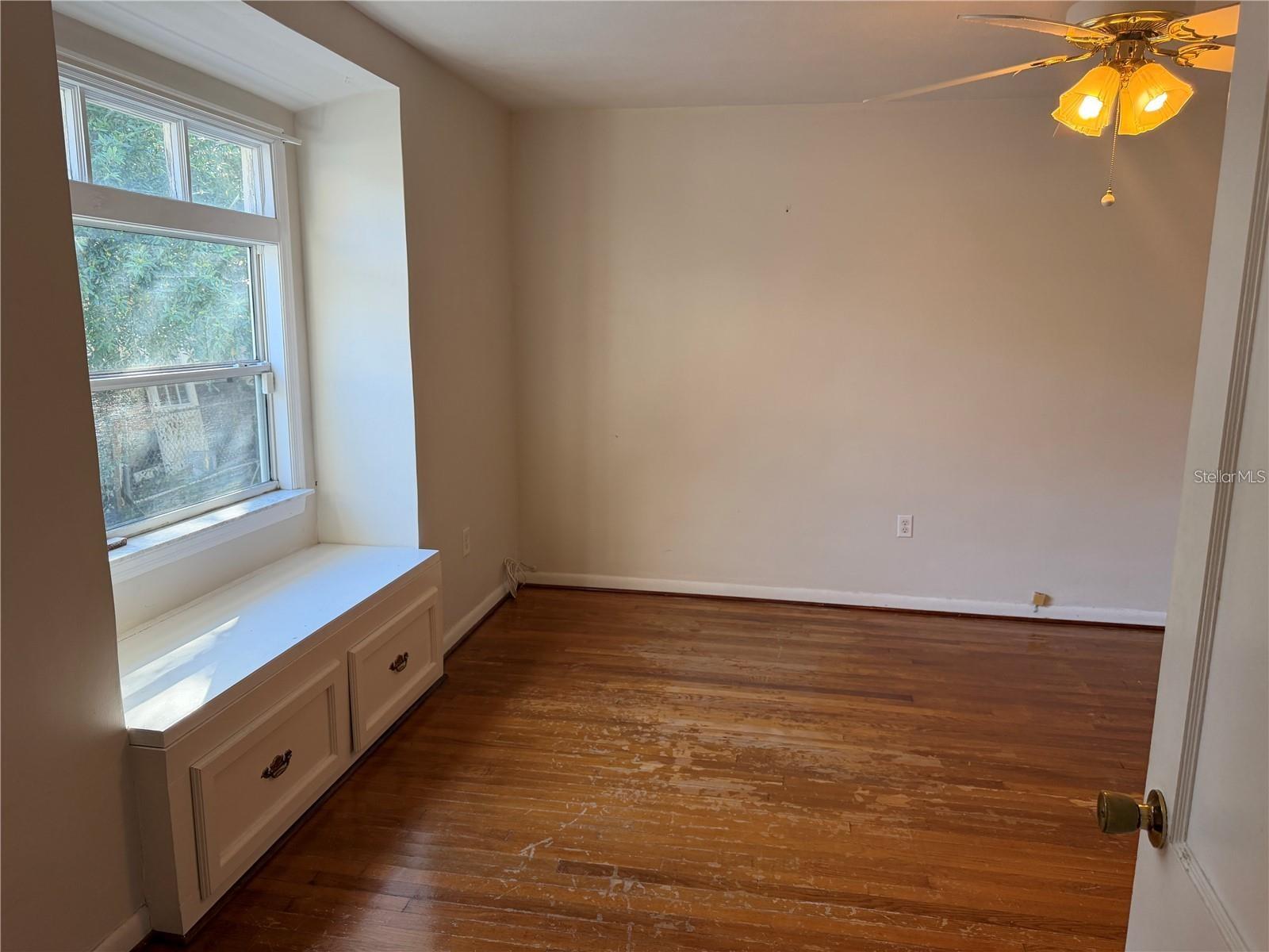 Image 16 of 31 For 5335 6th Street