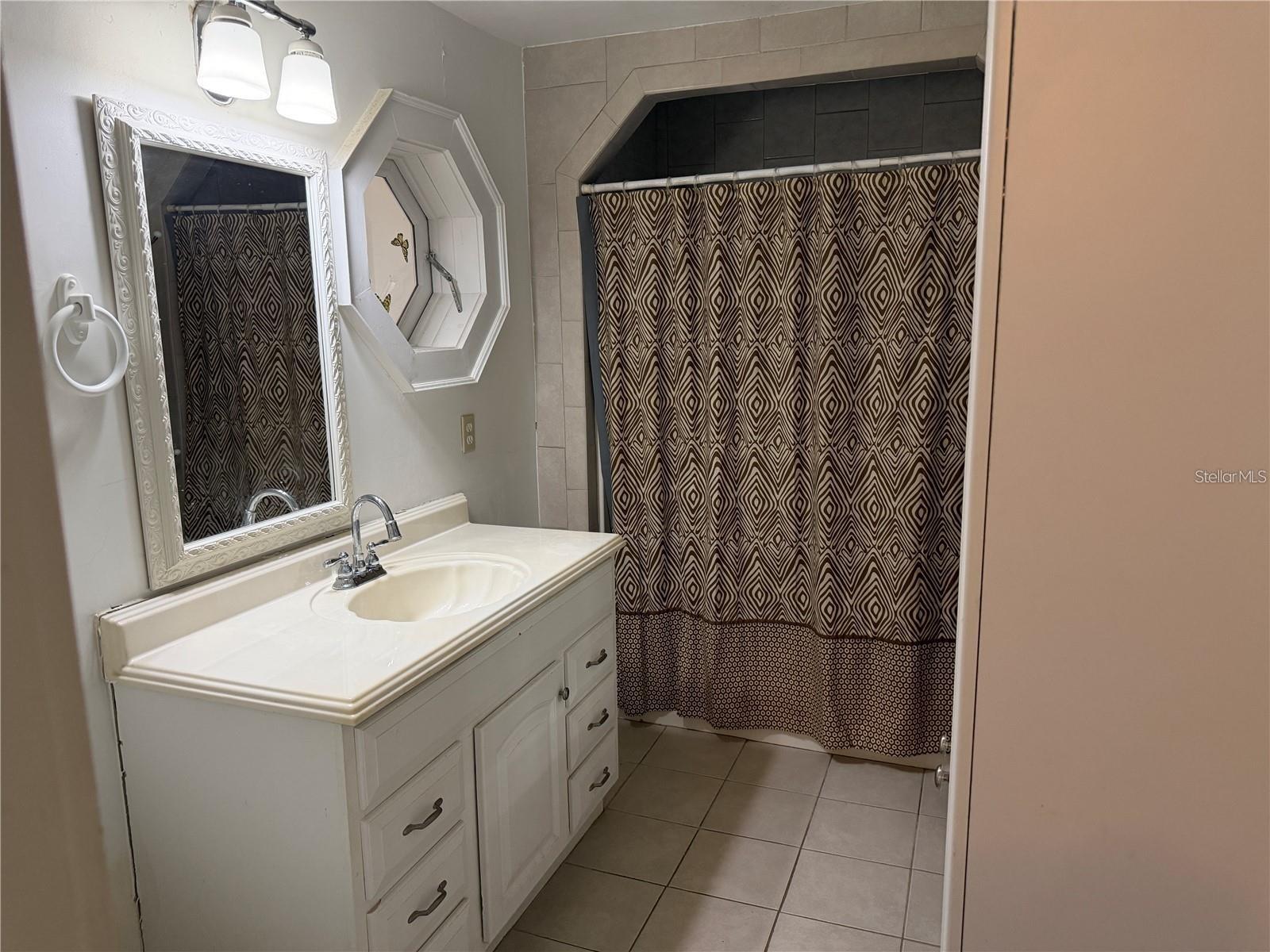 Image 18 of 31 For 5335 6th Street