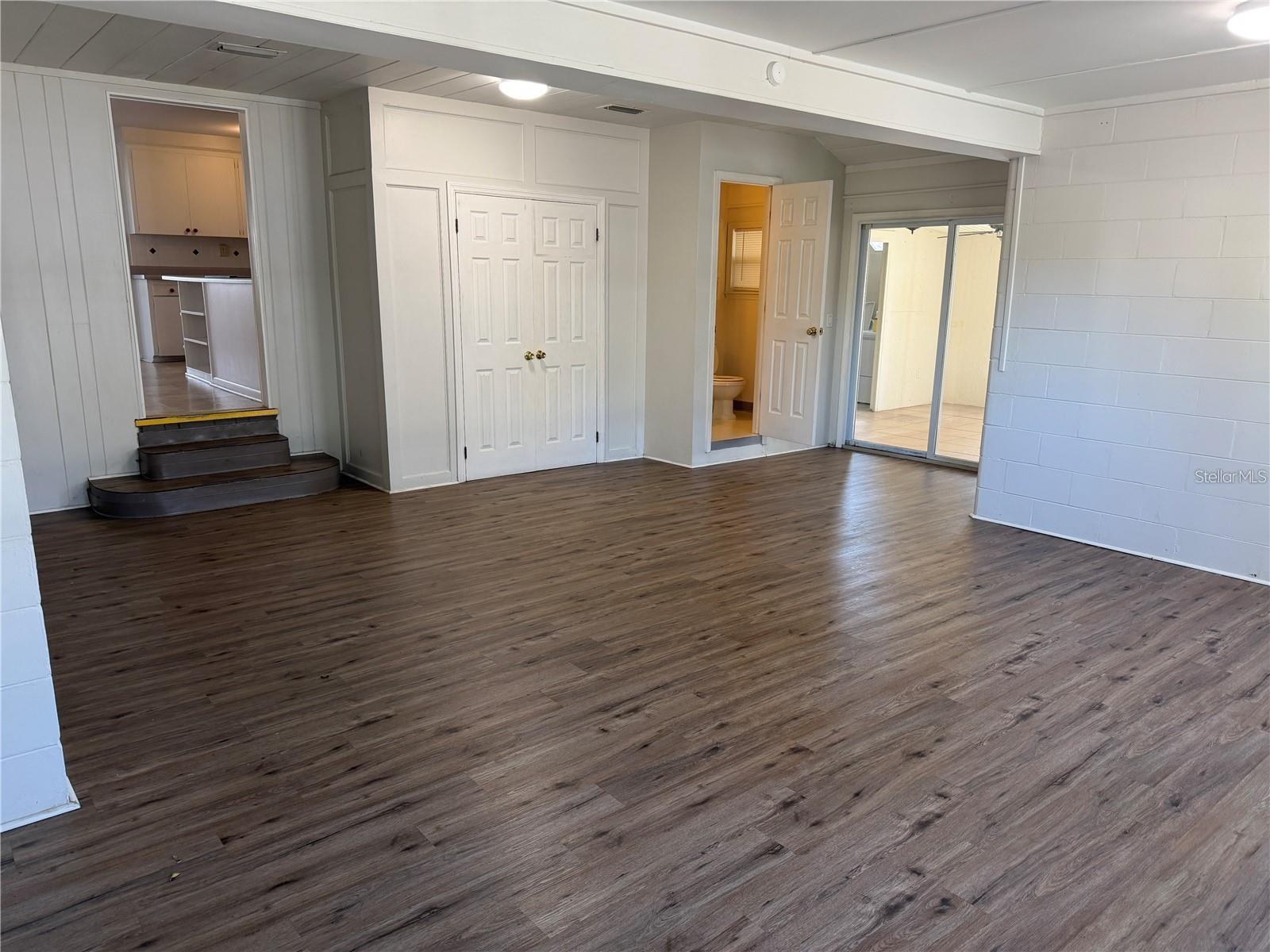 Image 21 of 31 For 5335 6th Street