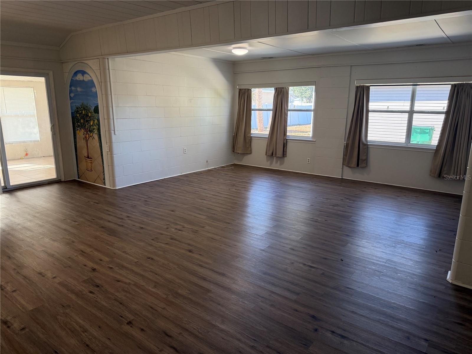 Image 22 of 31 For 5335 6th Street