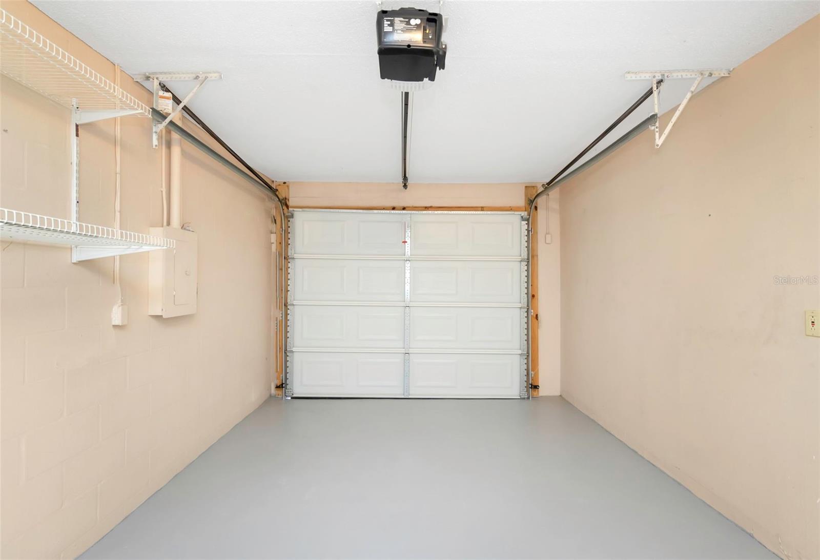 Image 14 of 36 For 8327 Jacqueline Court