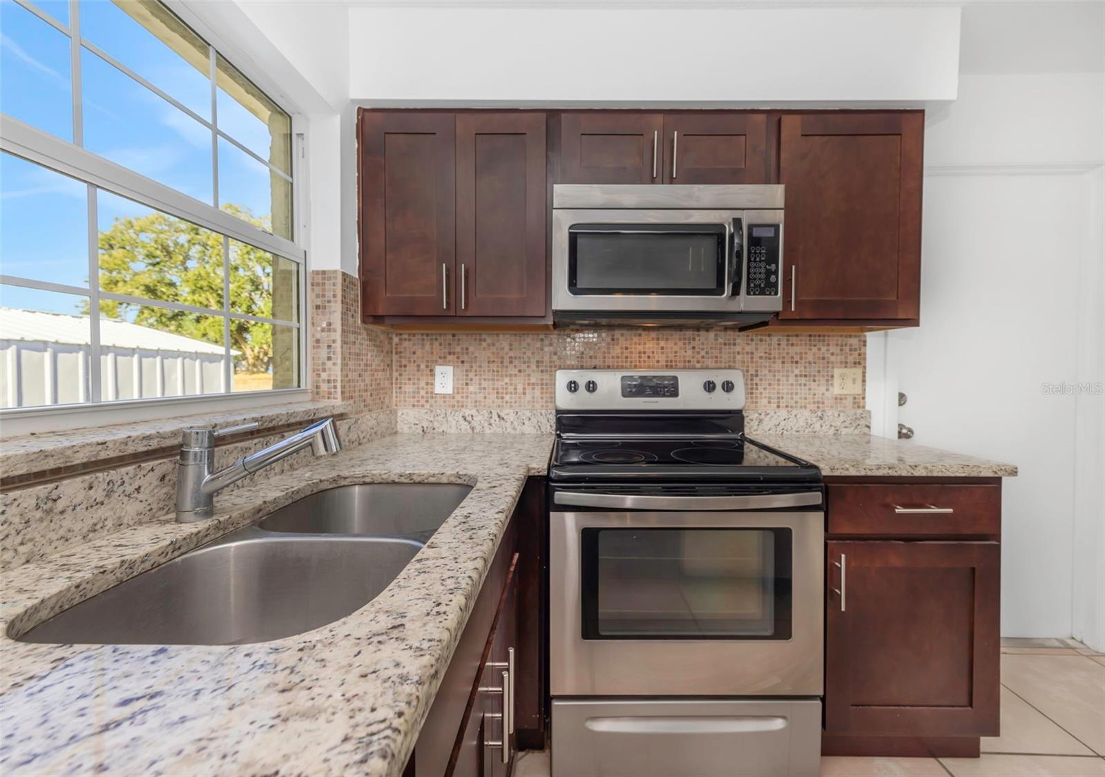 Image 24 of 36 For 8327 Jacqueline Court