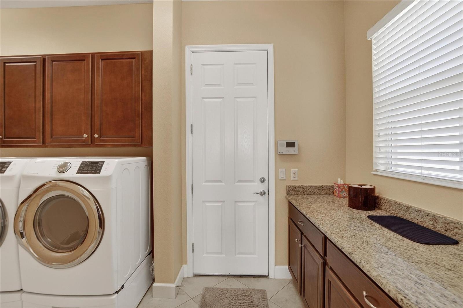 Image 21 of 89 For 1543 Emerald Dunes Drive