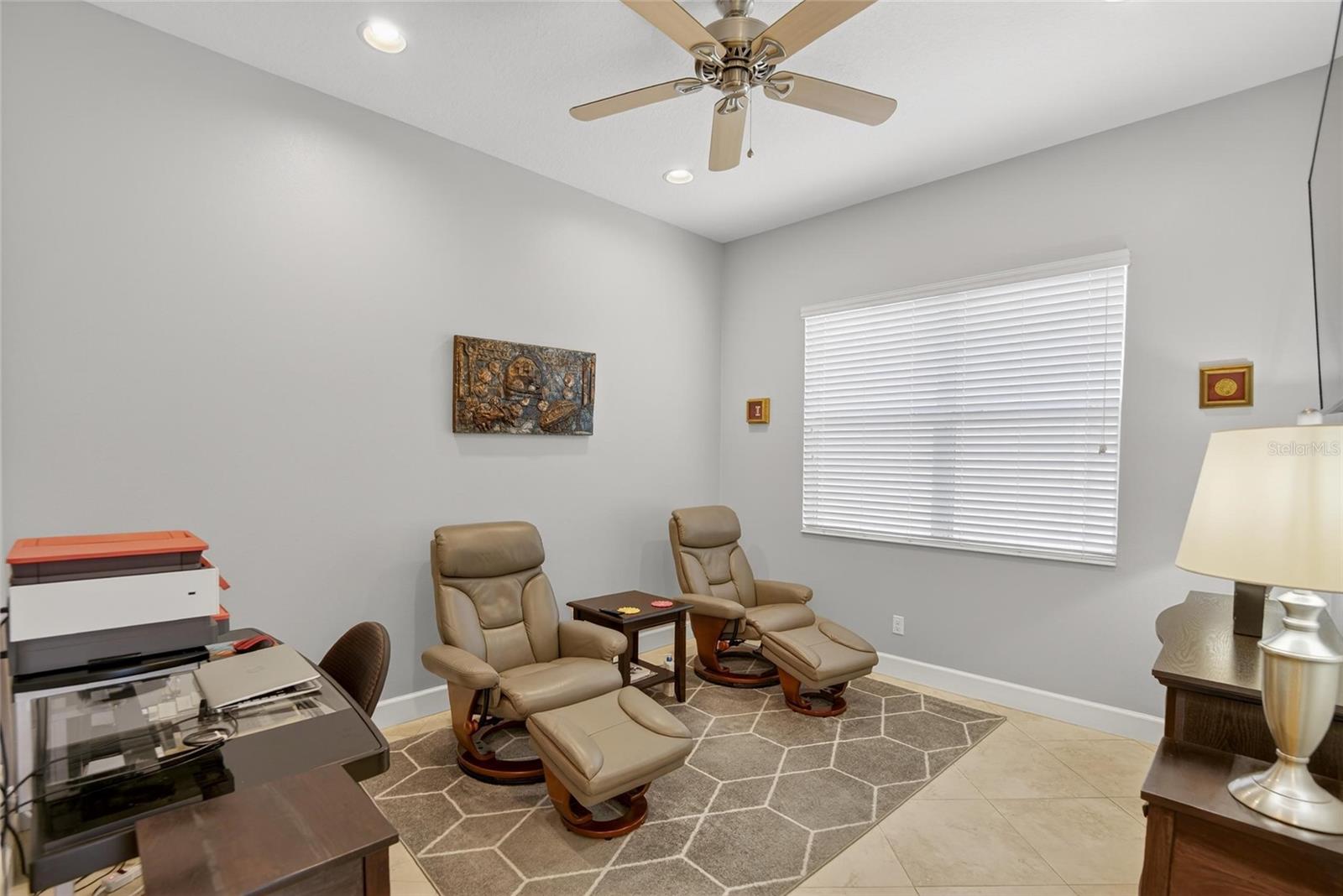 Image 26 of 89 For 1543 Emerald Dunes Drive