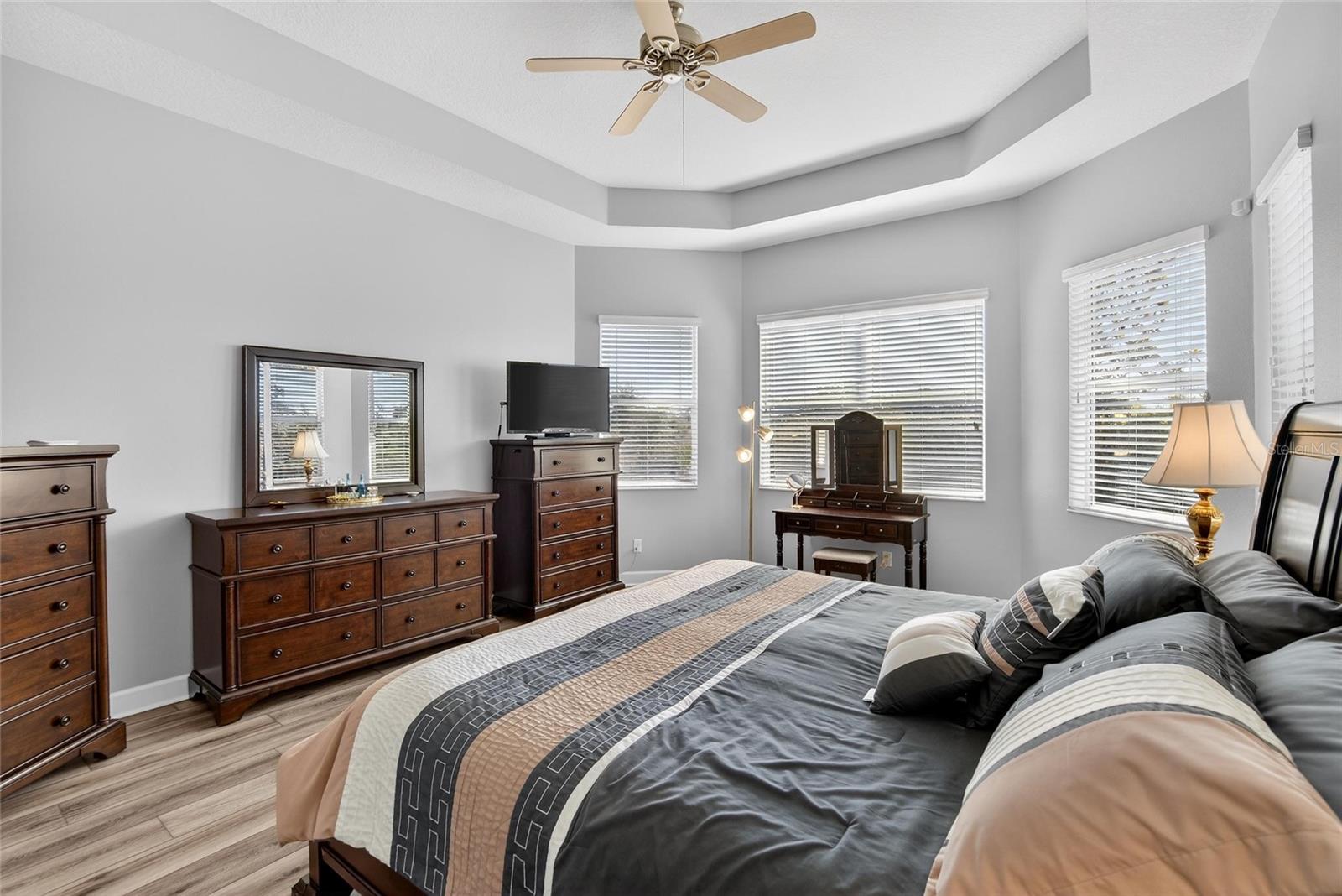 Image 28 of 89 For 1543 Emerald Dunes Drive