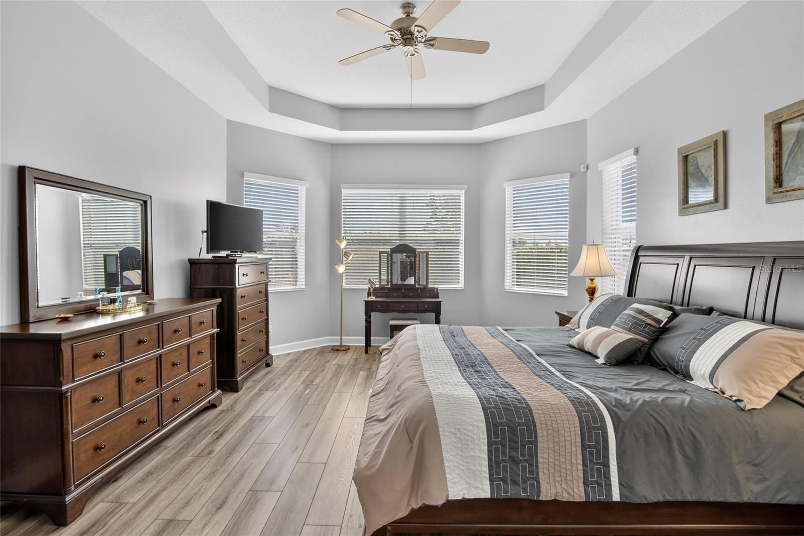 Image 31 of 89 For 1543 Emerald Dunes Drive