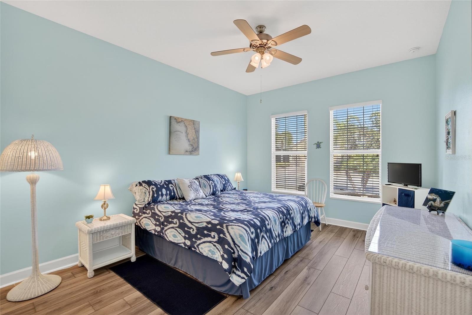 Image 36 of 89 For 1543 Emerald Dunes Drive