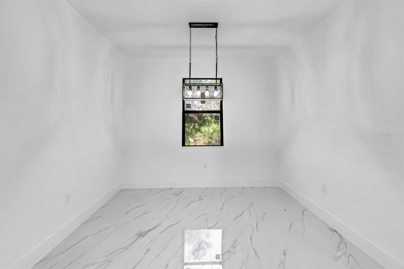 Image 11 of 25 For 2113 Grayson Avenue