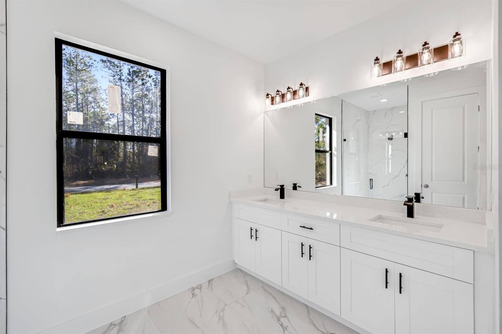 Image 14 of 25 For 2113 Grayson Avenue