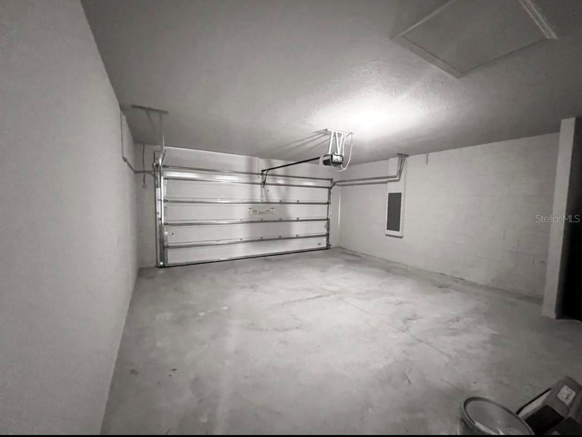 Image 17 of 20 For 1292 Oak Valley Drive