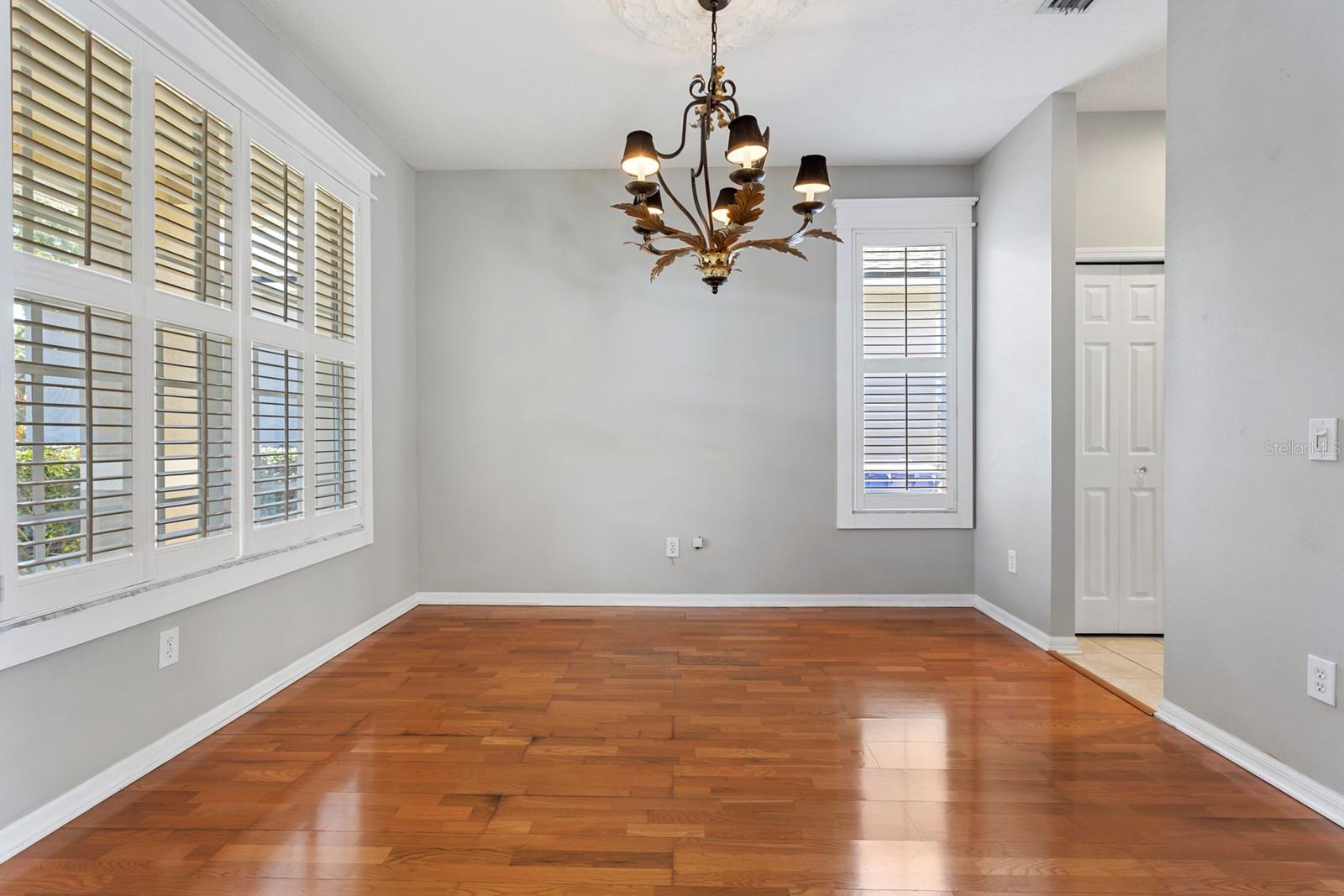 Image 8 of 51 For 3231 Stonebridge Trail