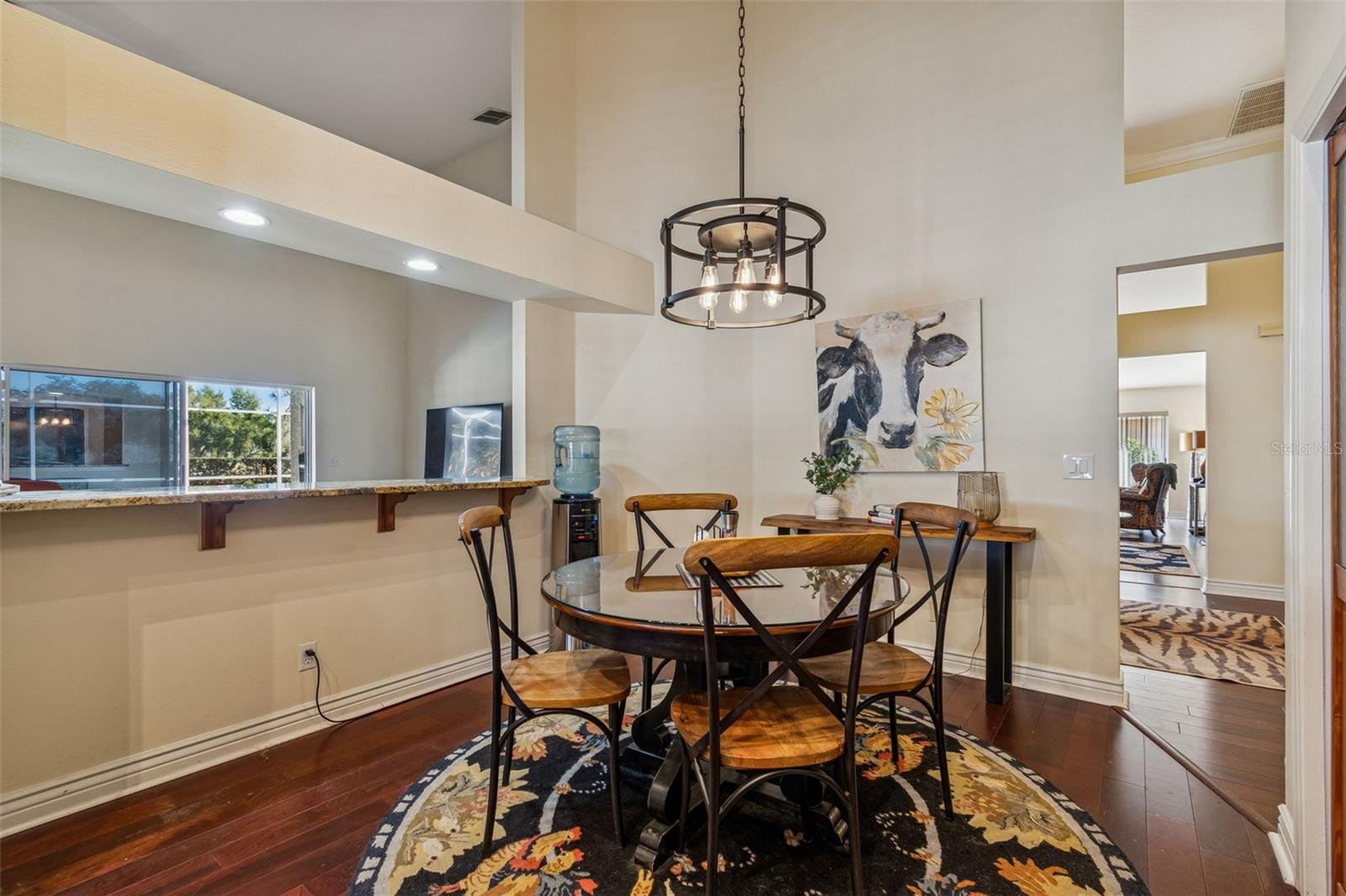 Listing photo id 13 for 17503 Edinburgh Drive