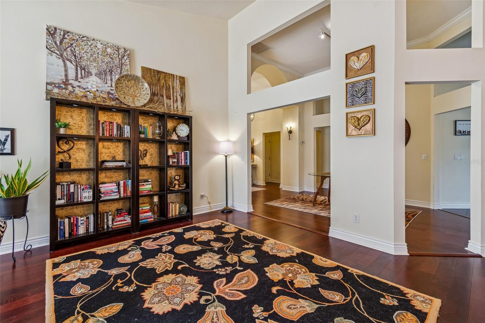 Listing photo id 21 for 17503 Edinburgh Drive