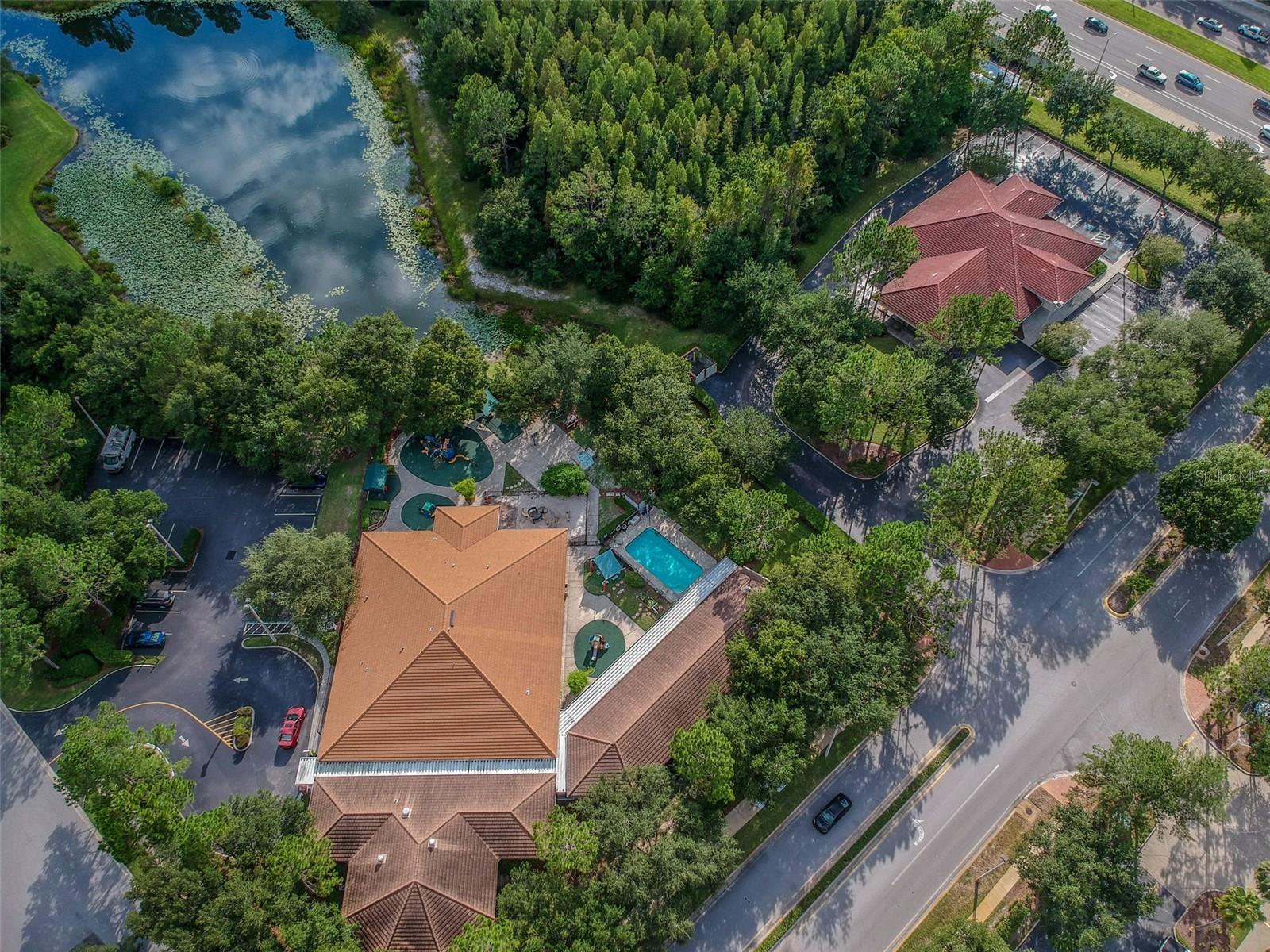 Listing photo id 76 for 17503 Edinburgh Drive