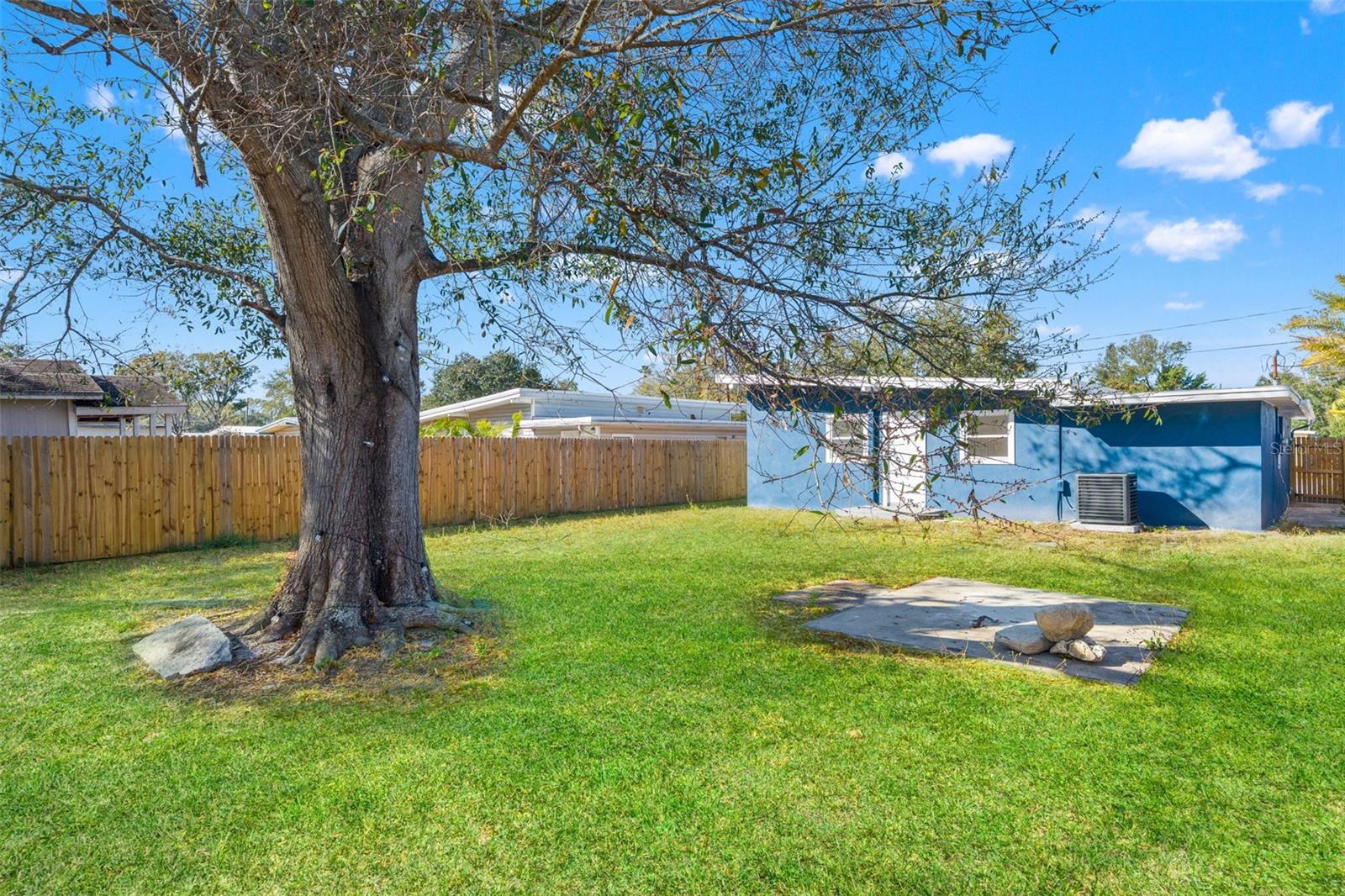 Image 29 of 34 For 4606 Paxton Avenue