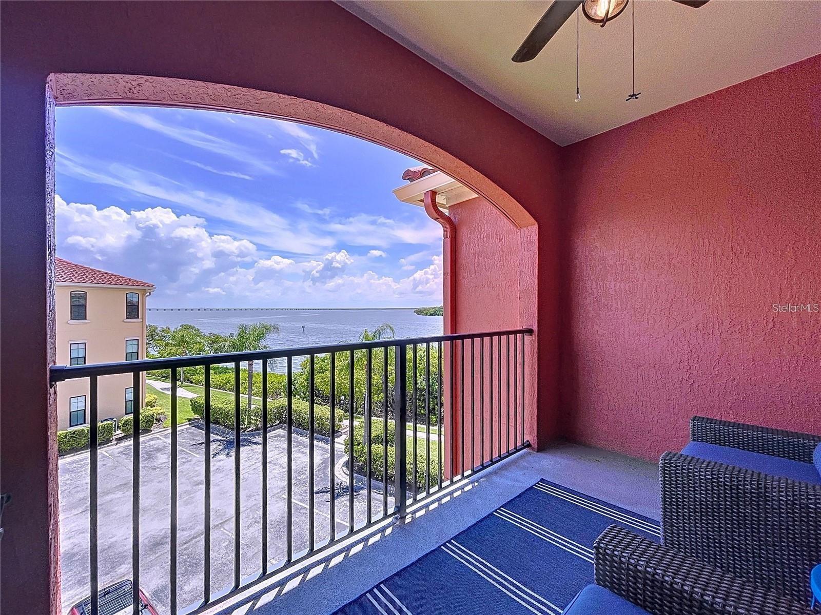 Image 4 of 29 For 2731 Via Capri  934