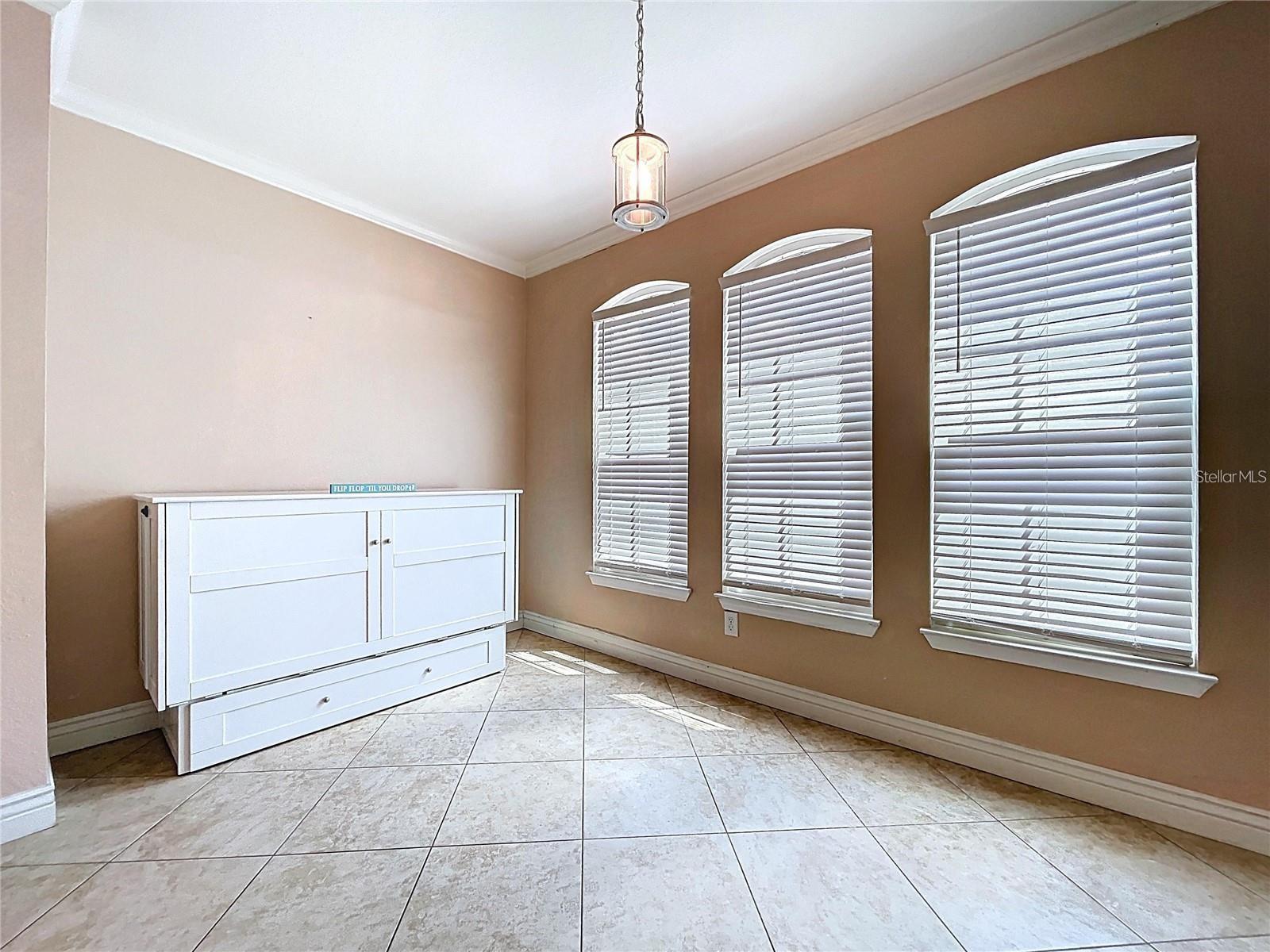 Image 13 of 29 For 2731 Via Capri  934