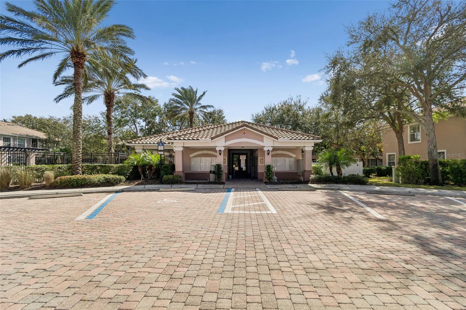 Image 65 of 84 For 822 Lantern Way 102