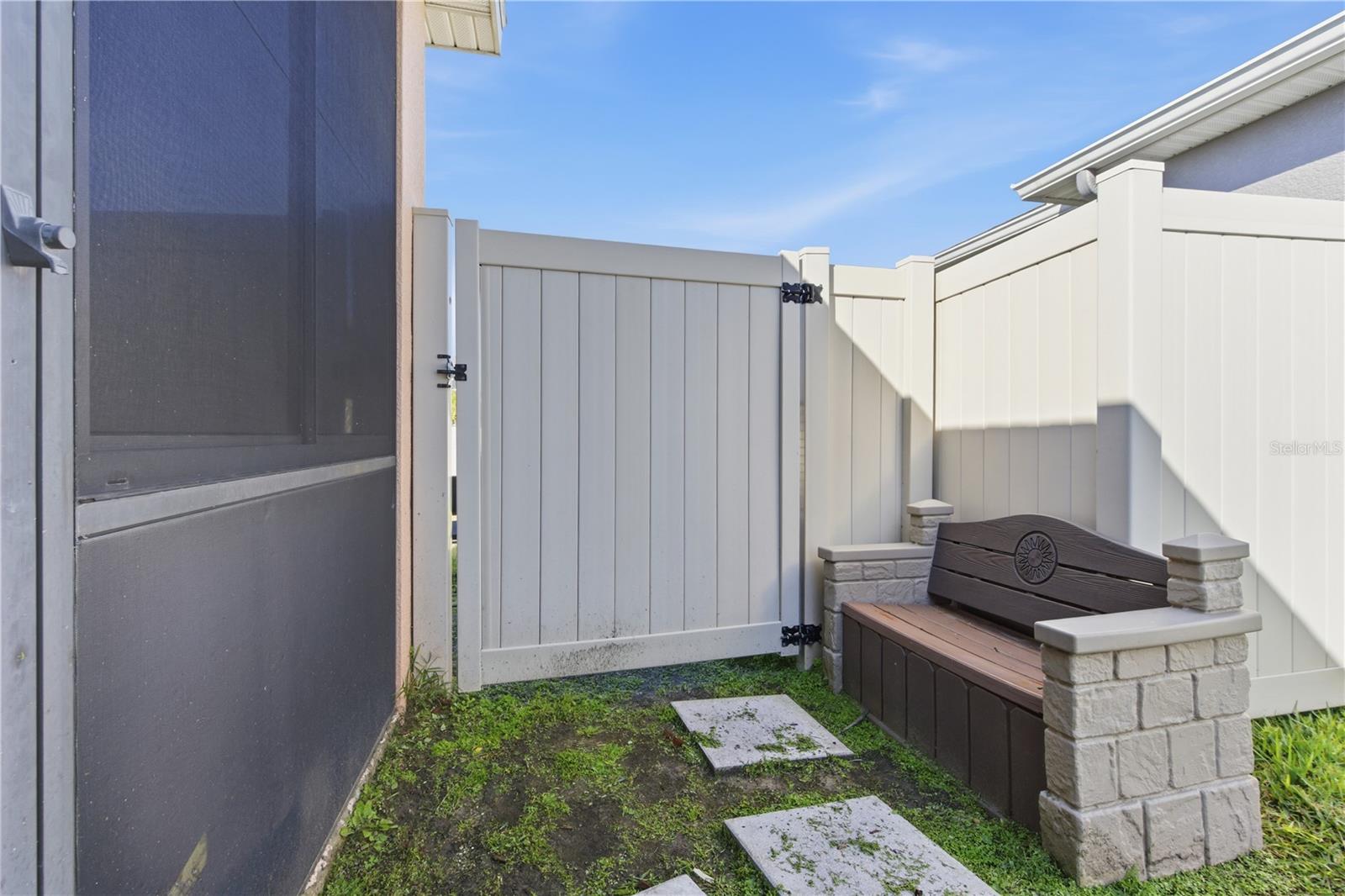 Image 24 of 32 For 10848 79th Street E