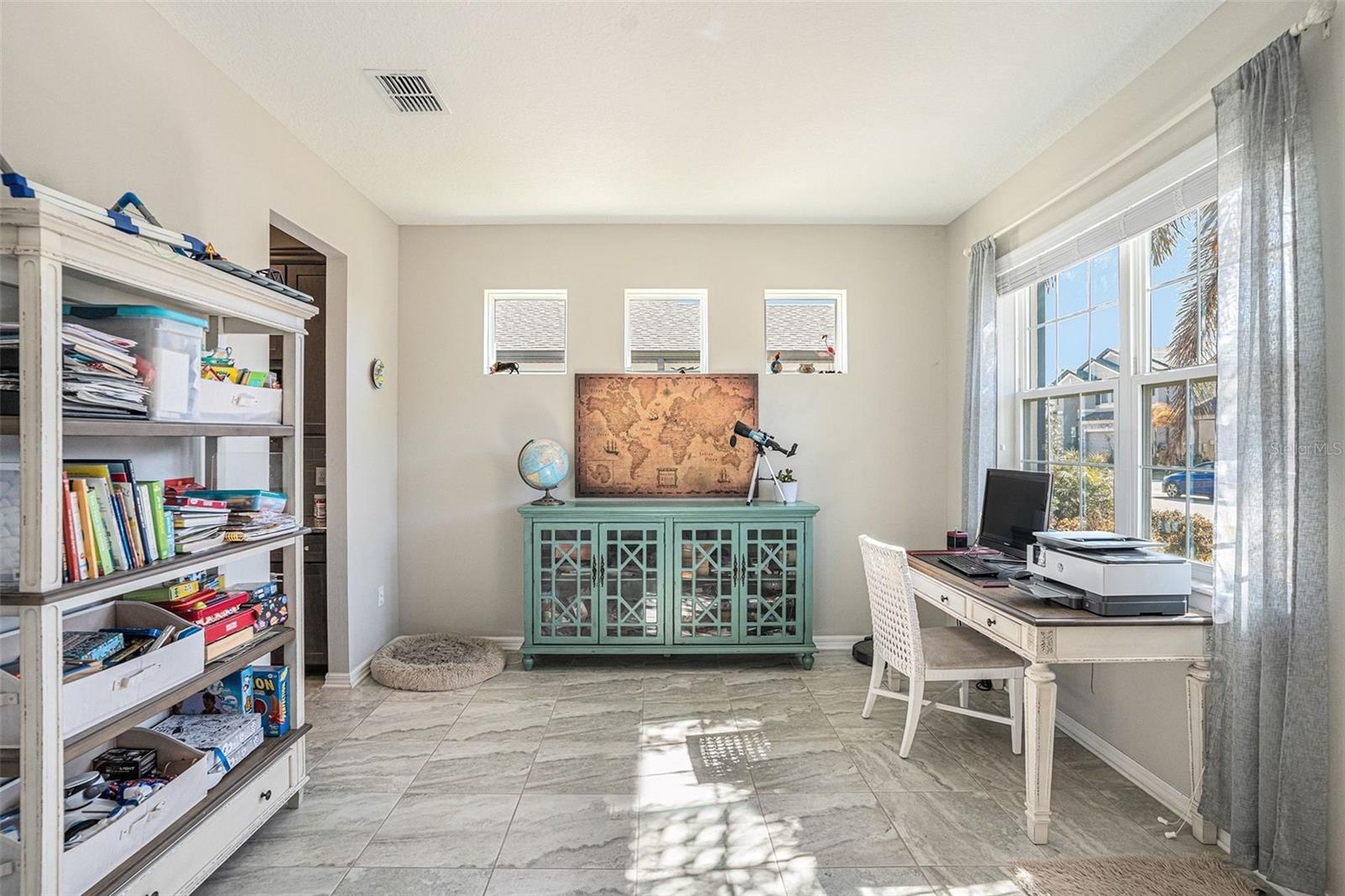 Image 11 of 36 For 13362 Sage Hollow Avenue