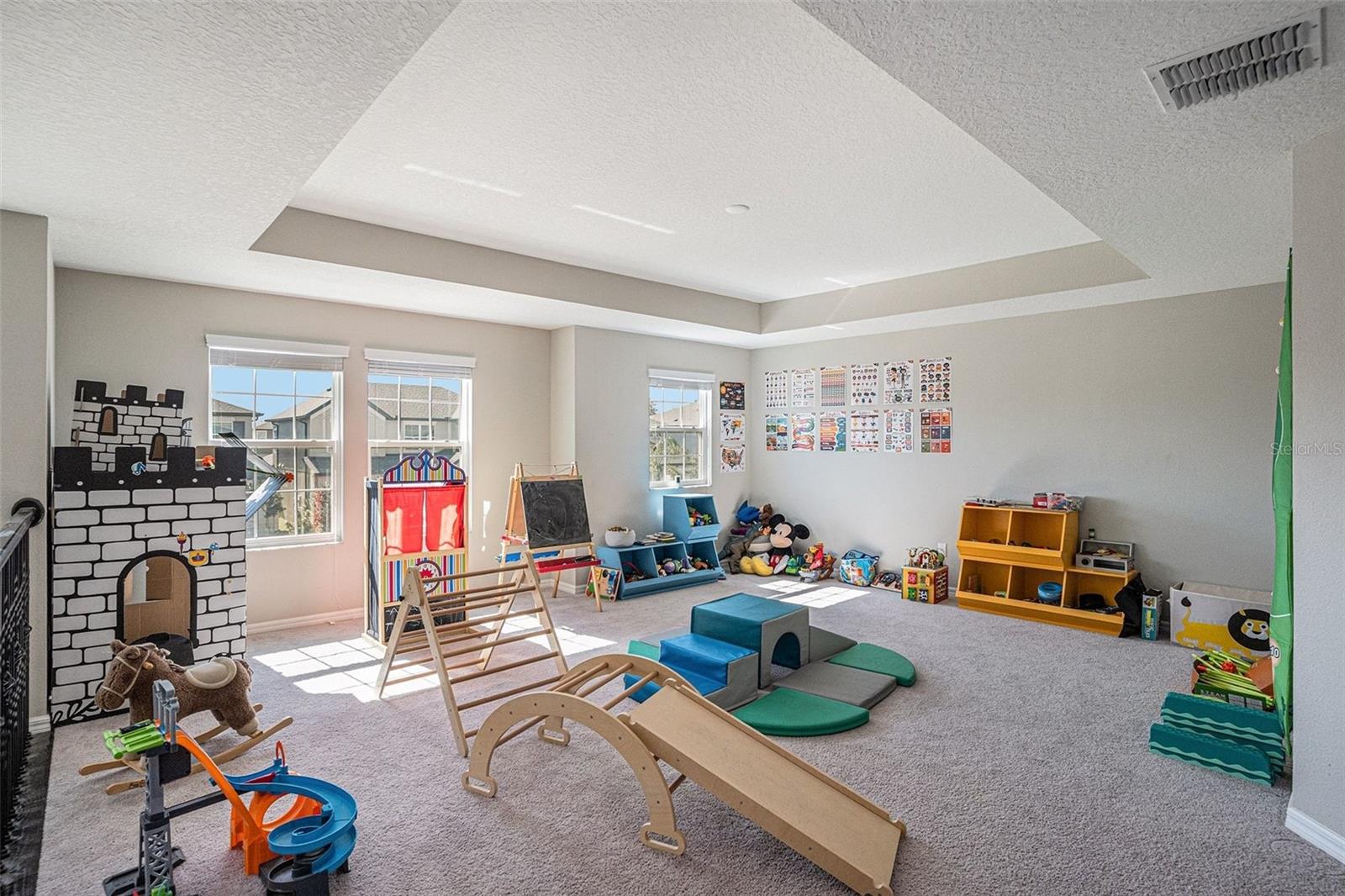 Image 15 of 36 For 13362 Sage Hollow Avenue