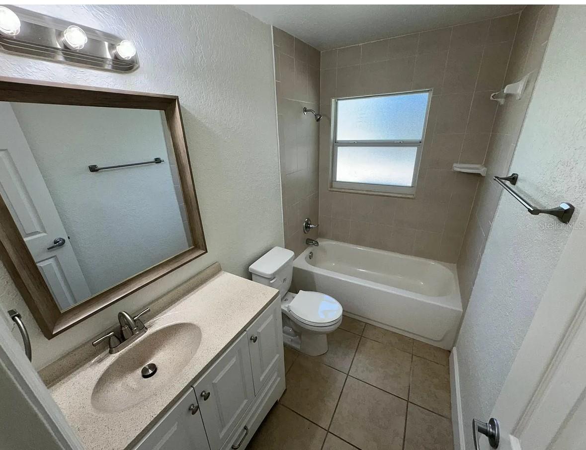 Image 14 of 18 For 139 Patterson Street 143