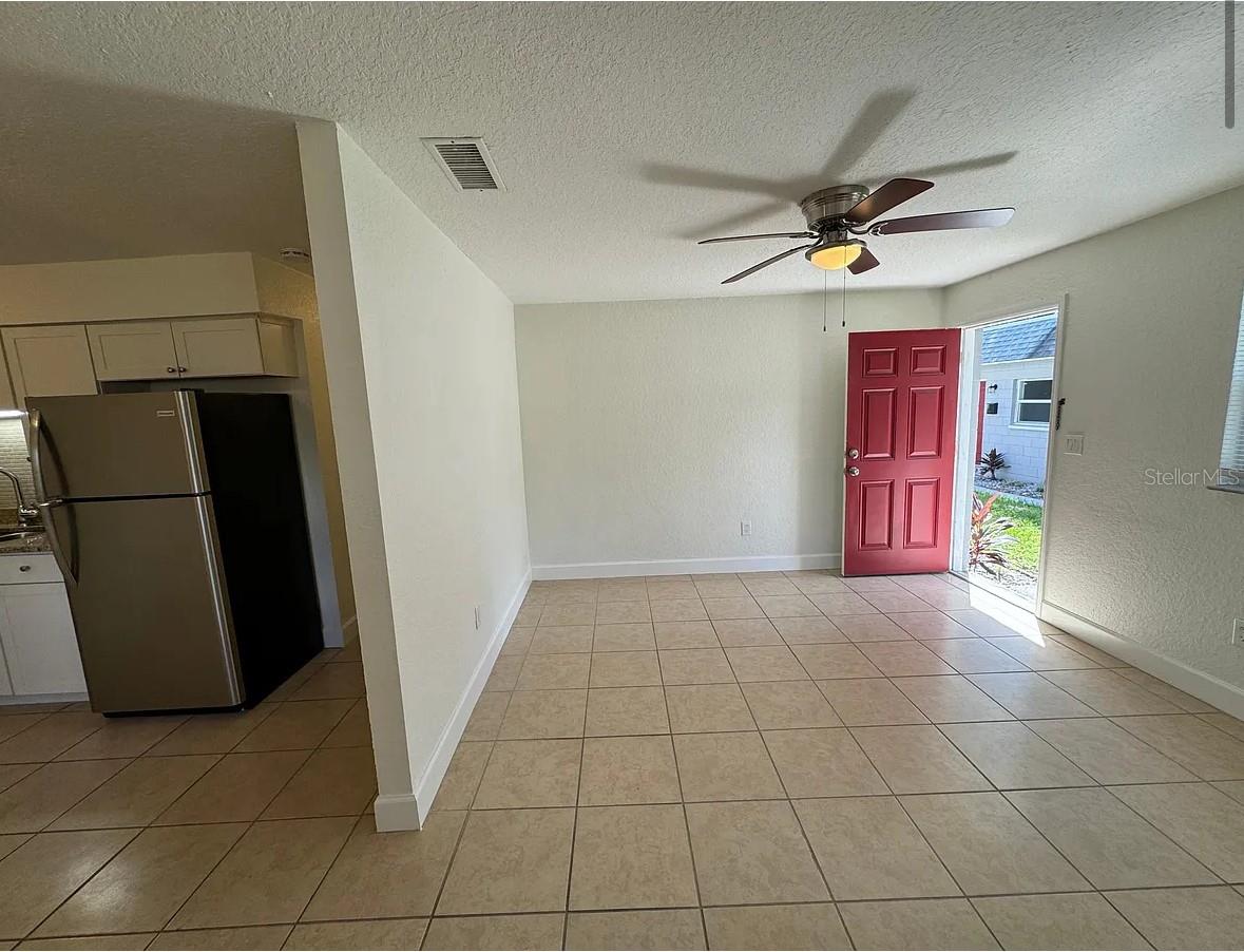 Image 4 of 18 For 139 Patterson Street 143