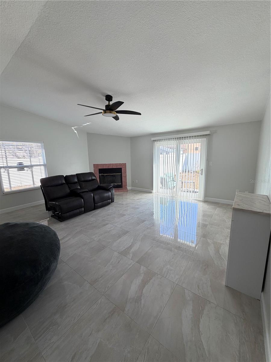 Image 16 of 30 For 1407 Piney Branch Circle