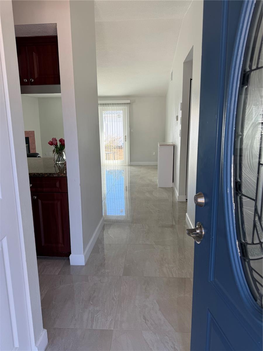 Image 3 of 30 For 1407 Piney Branch Circle