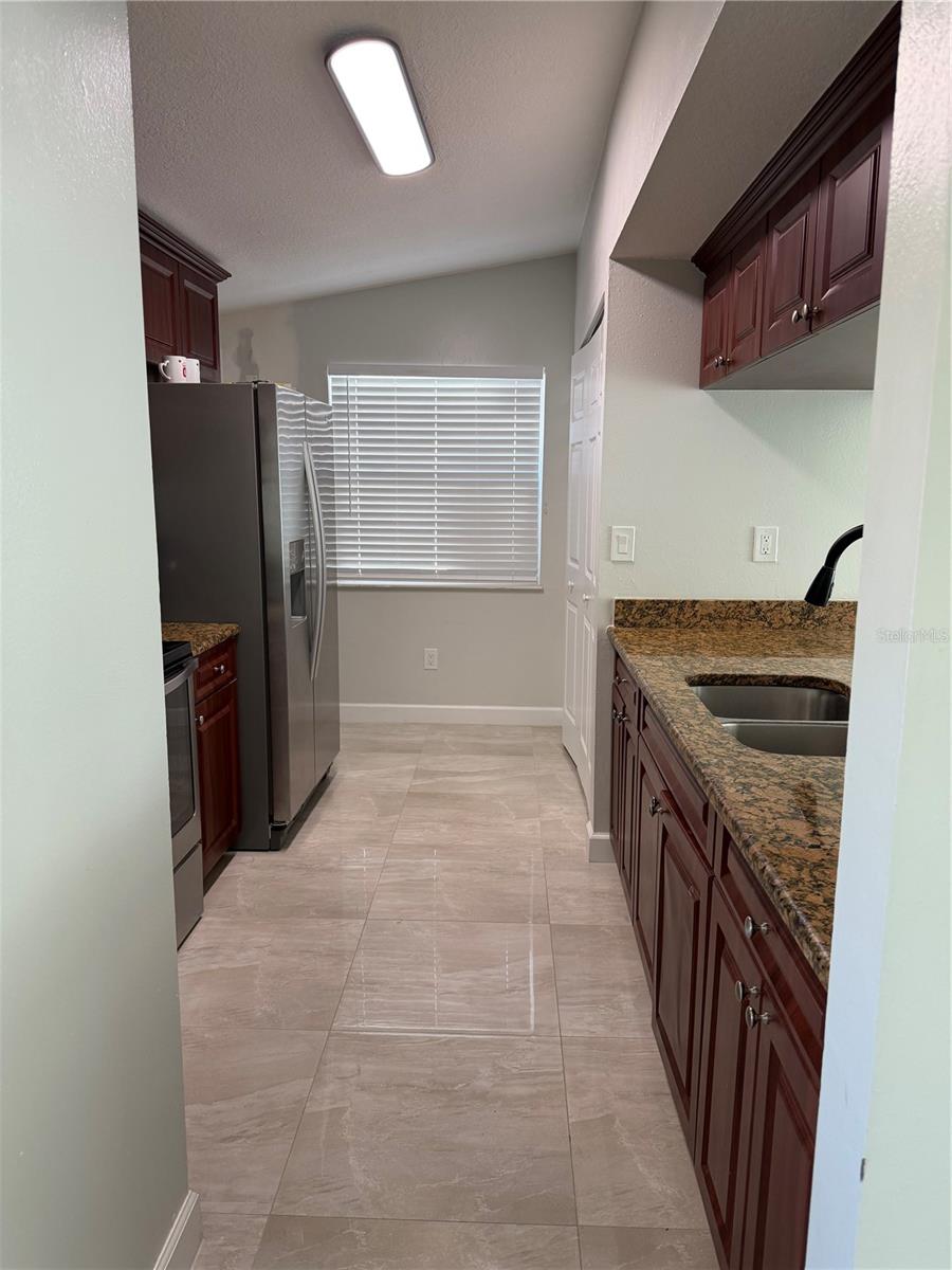 Image 6 of 30 For 1407 Piney Branch Circle