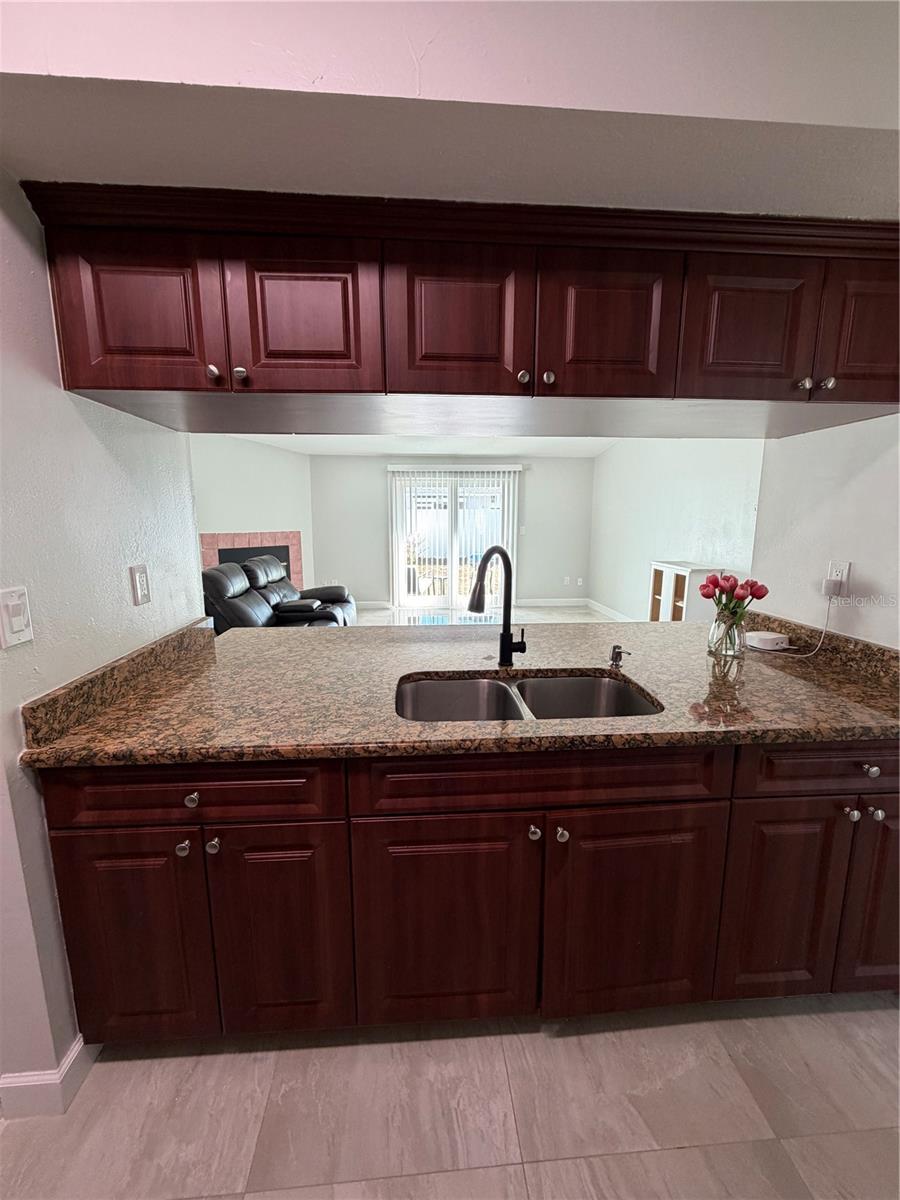 Image 8 of 30 For 1407 Piney Branch Circle