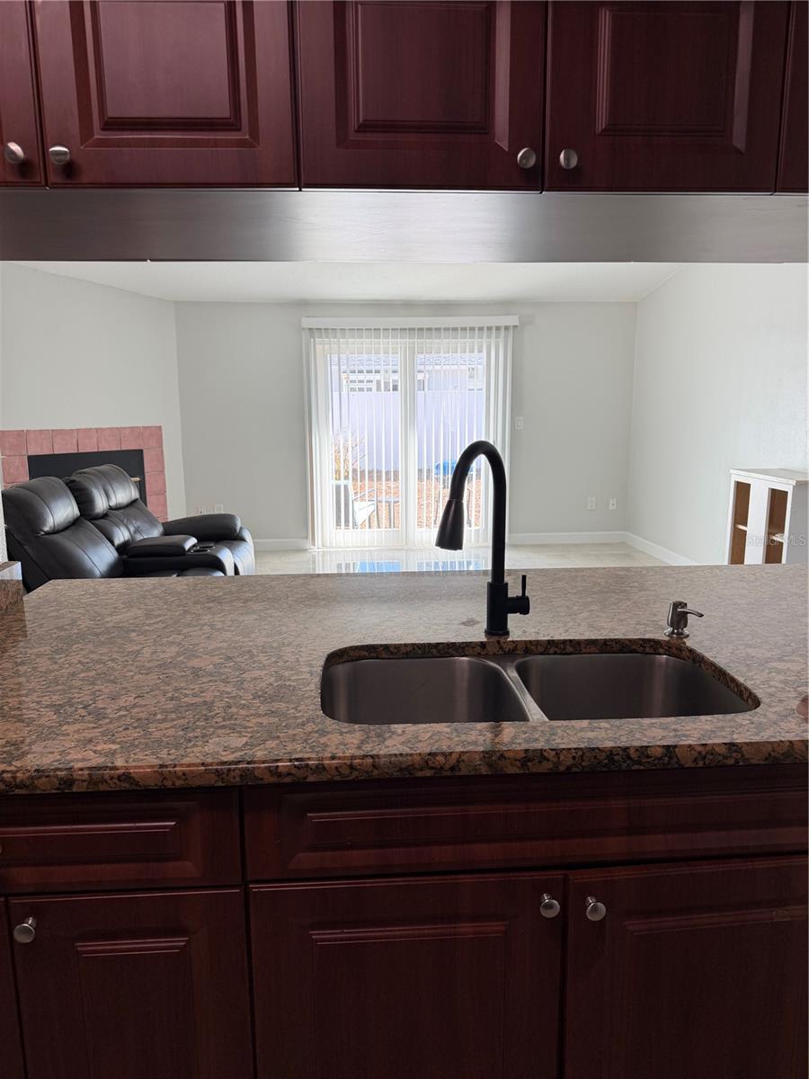 Image 9 of 30 For 1407 Piney Branch Circle