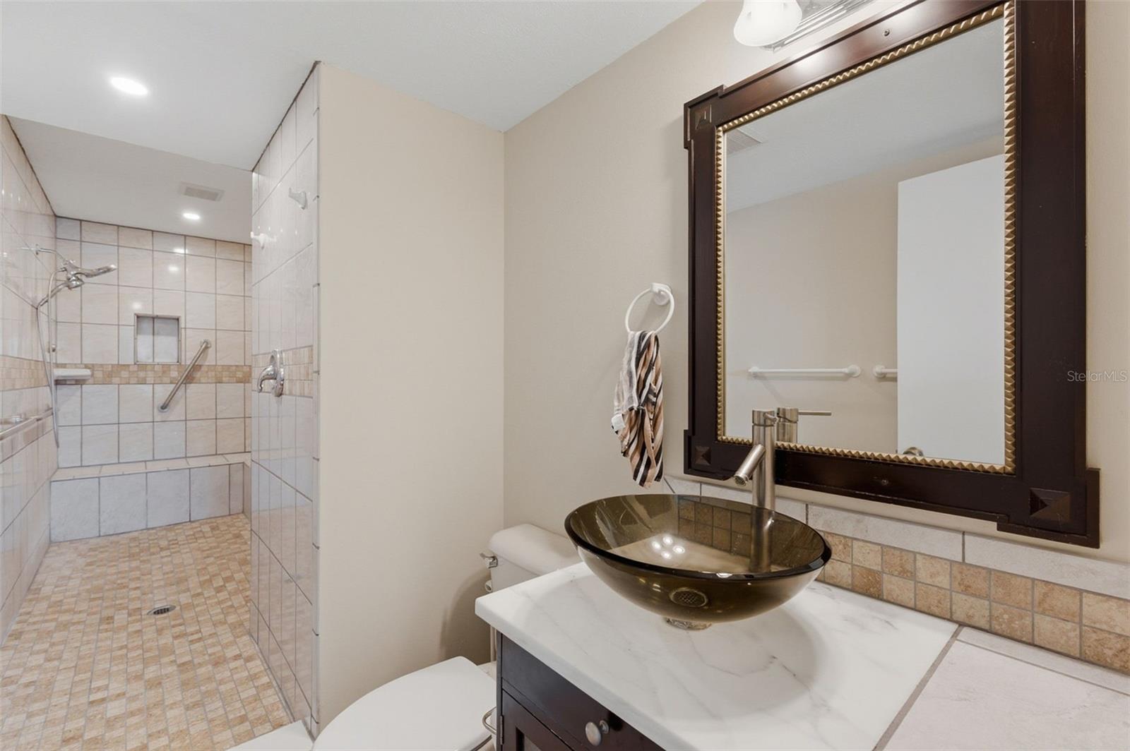 Image 52 of 76 For 4440 Pelorus Drive