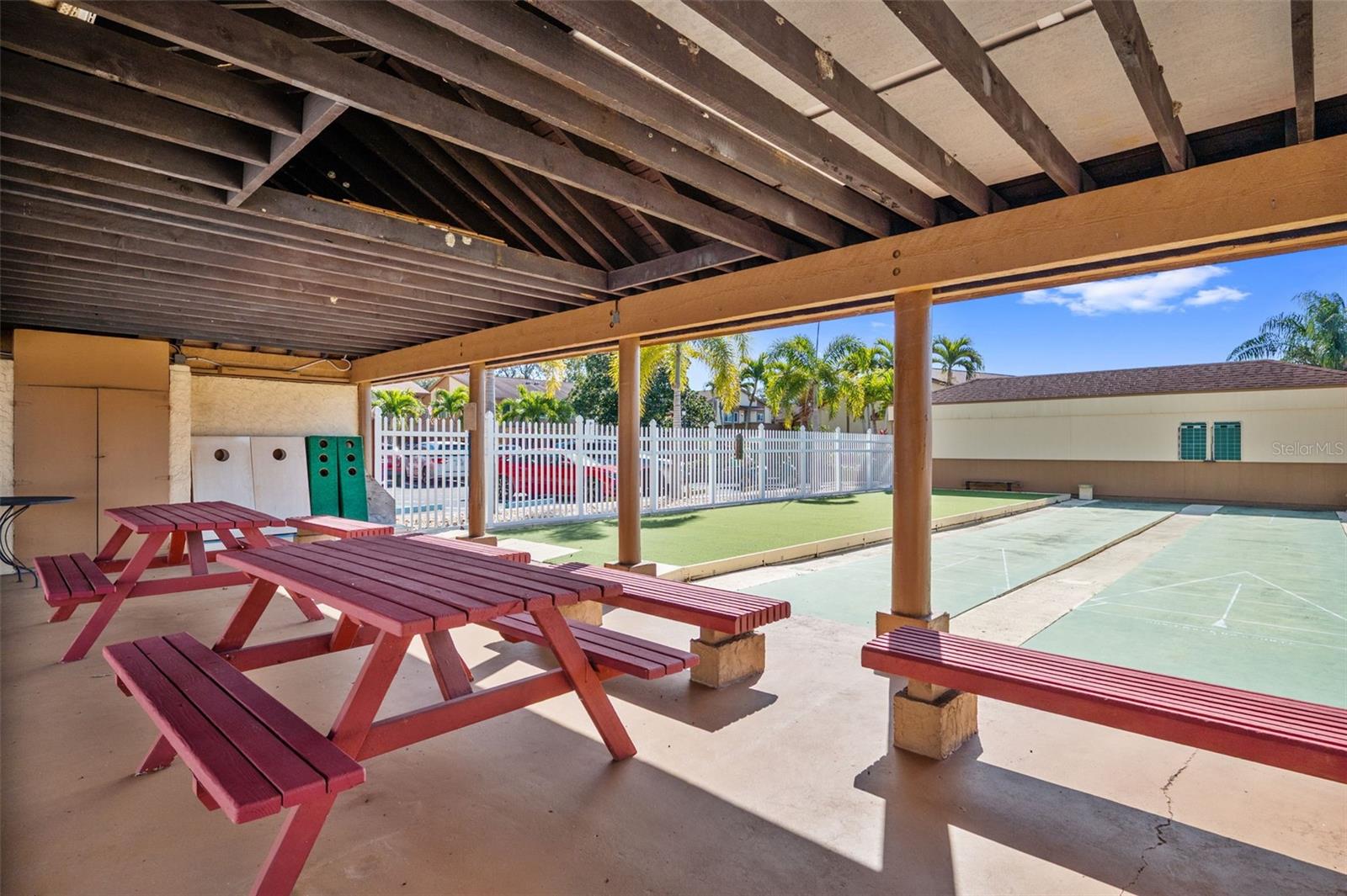 Image 58 of 76 For 4440 Pelorus Drive