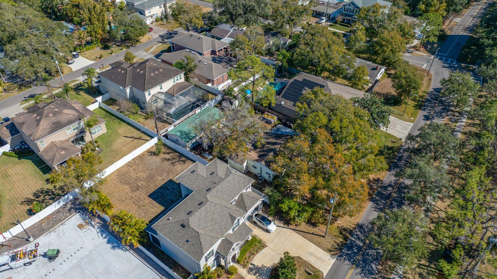 Listing photo id 2 for 3705 San Miguel Street