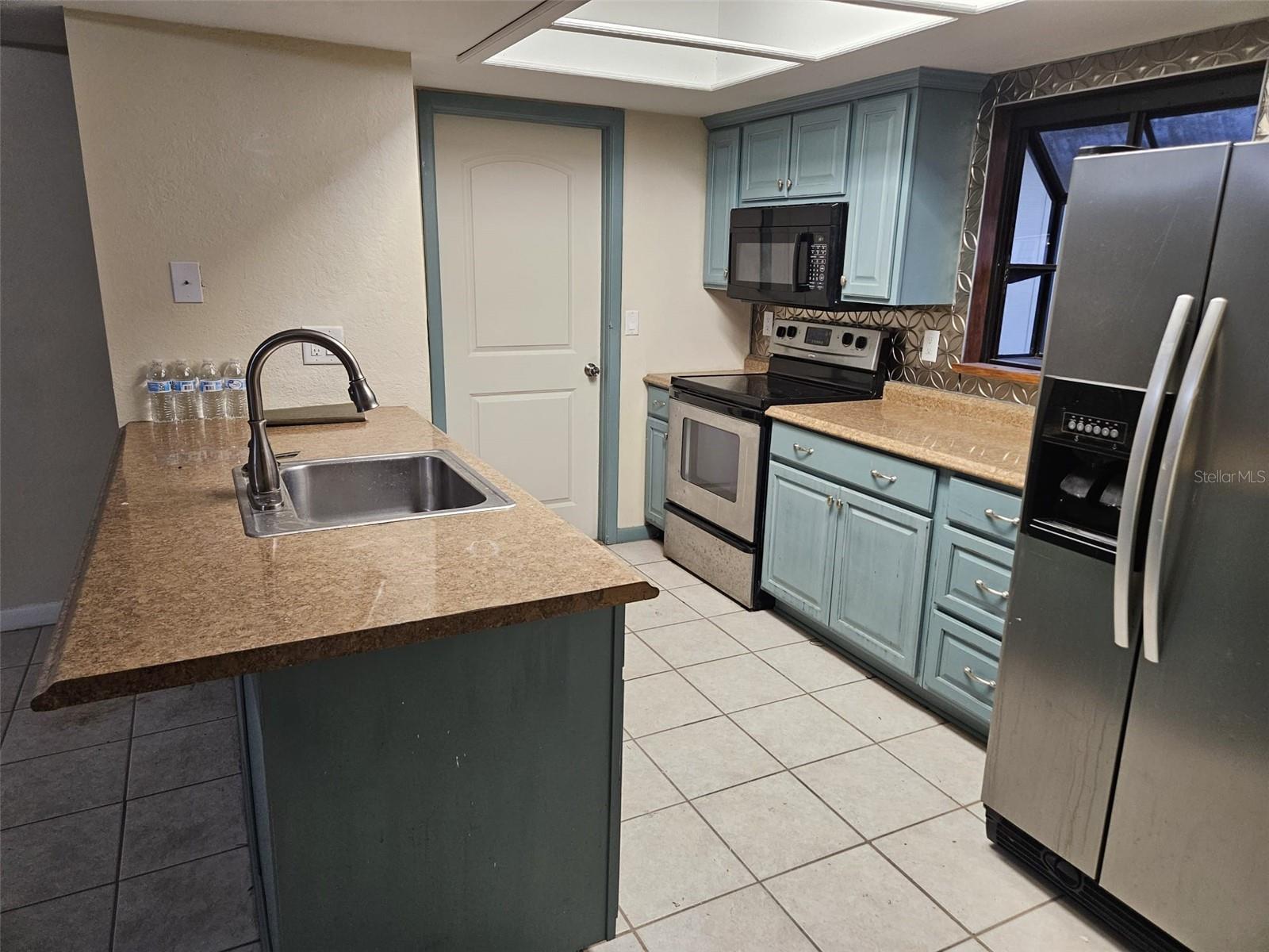 Image 7 of 26 For 3819 Biscay Place