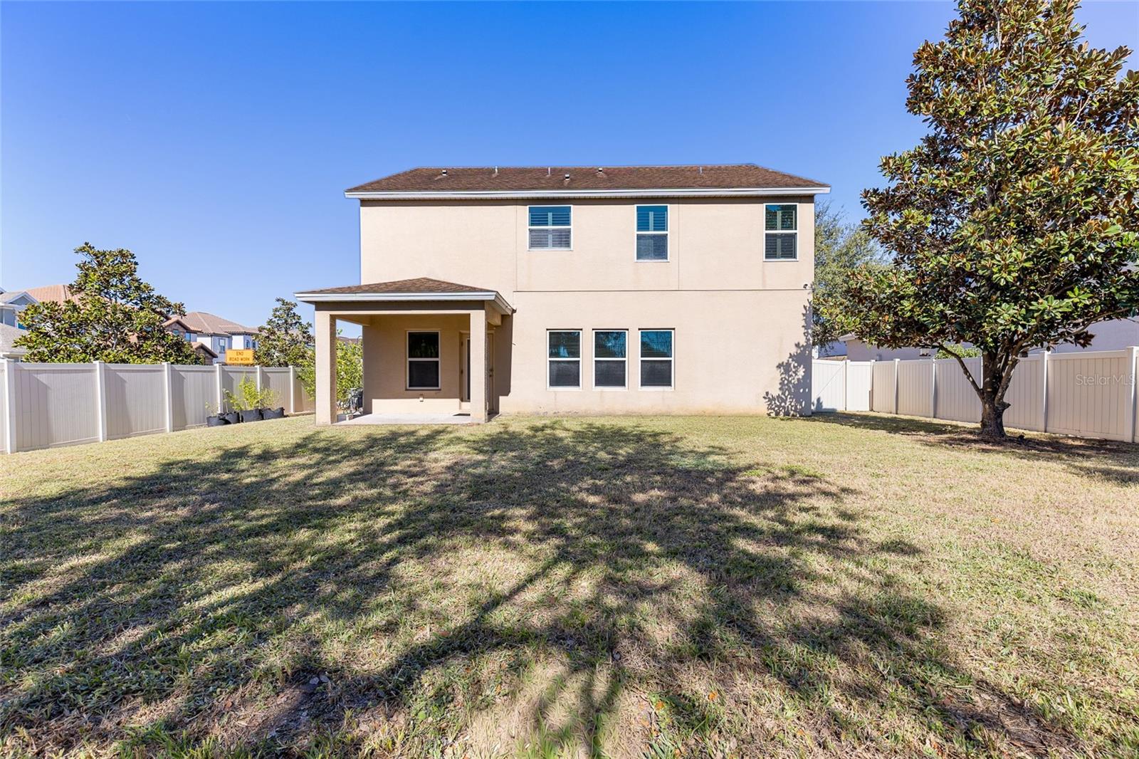 Image 33 of 43 For 19270 Fallglo Drive