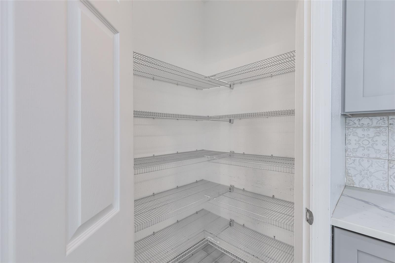 Image 7 of 43 For 19270 Fallglo Drive