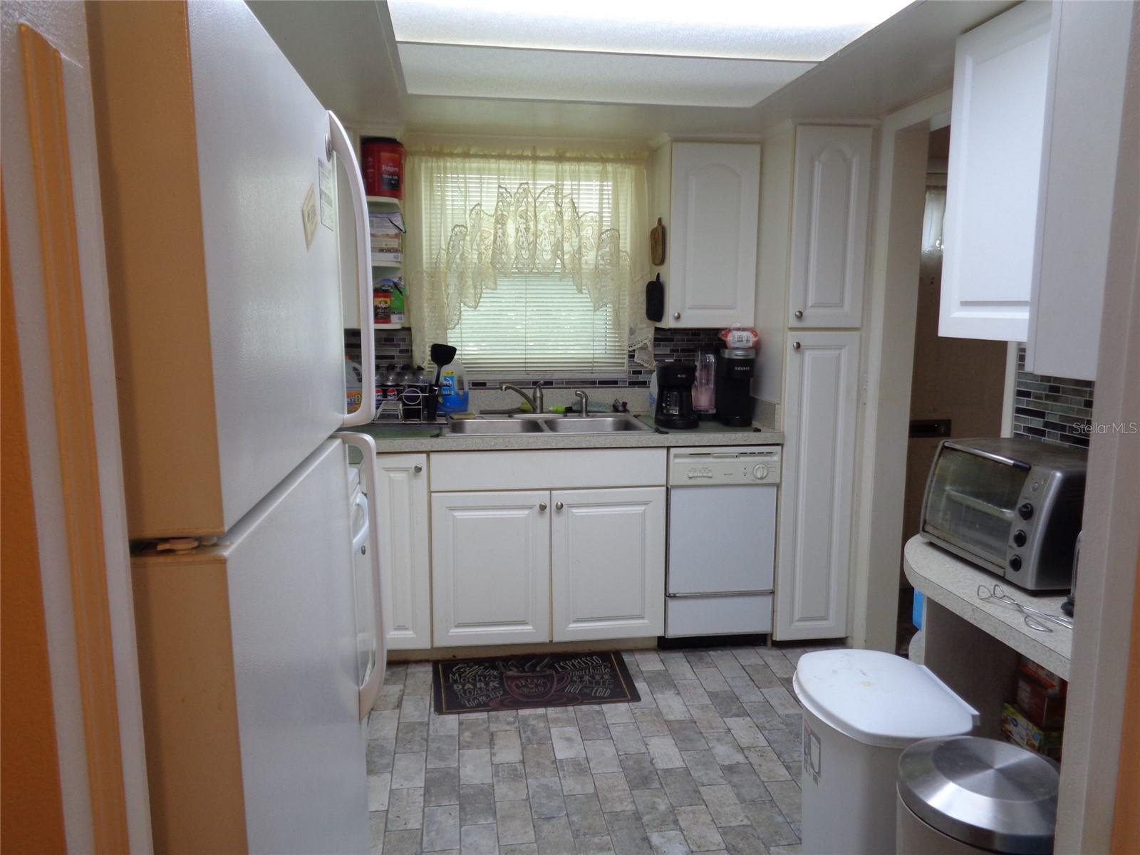 Image 5 of 12 For 1469 Normandy Park Drive 3