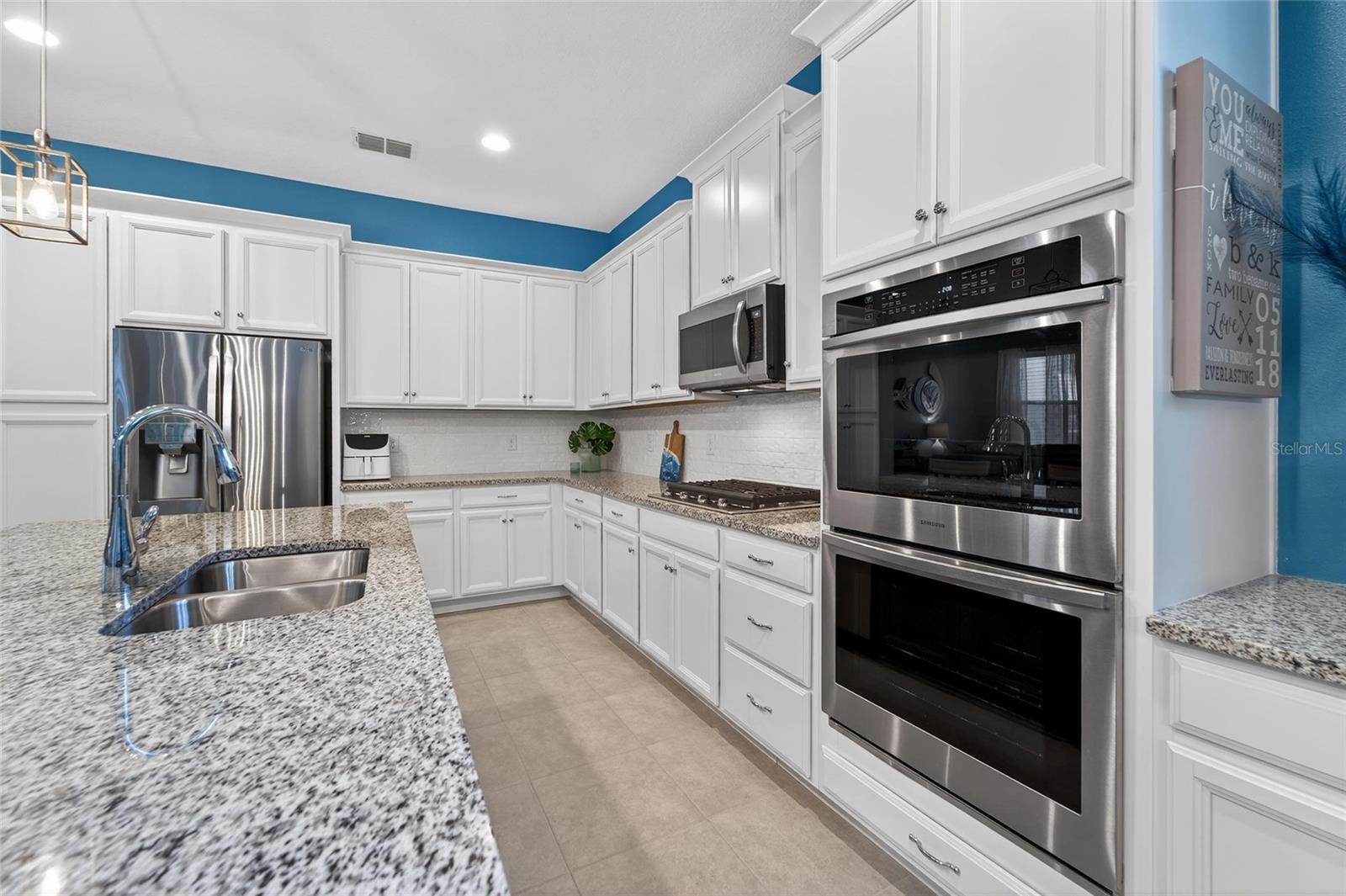 Image 19 of 92 For 707 Winterside Drive